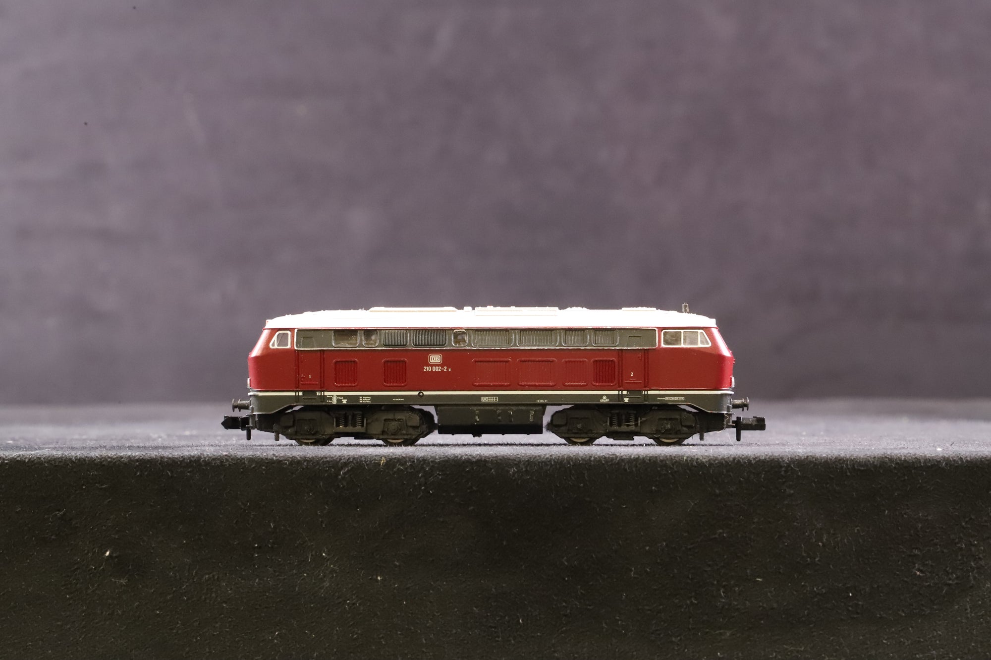 Fleischmann N 7232 Class BR 210 DB Diesel Locomotive