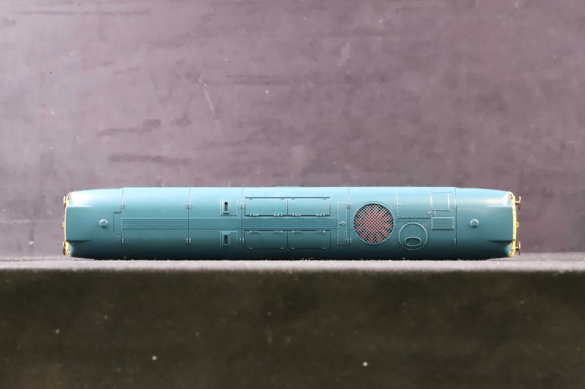 Hornby OO Class 31 '31165' BR Blue Full Yellow Ends