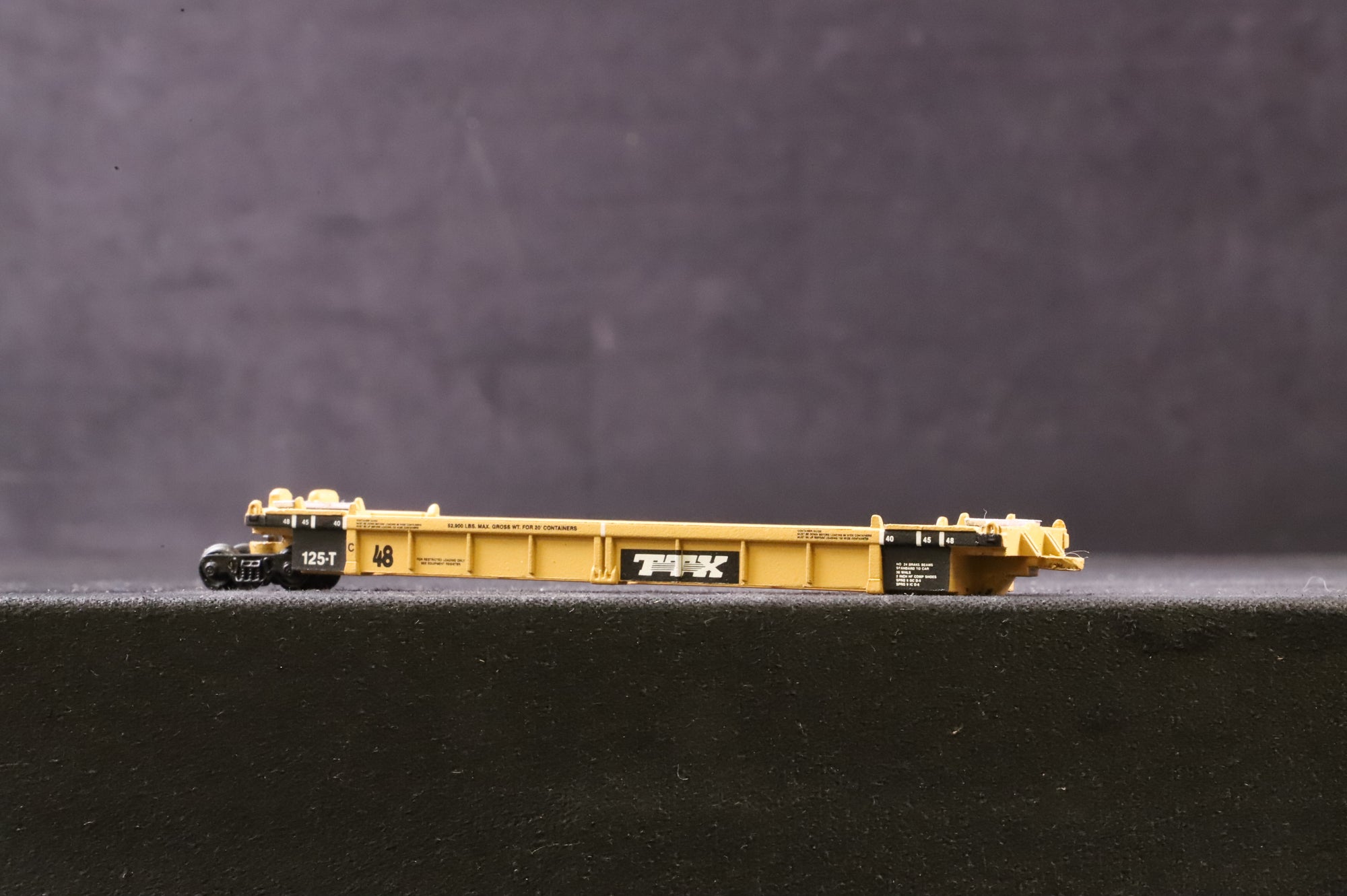 WORKSHOP Walthers N Gauge 932-8108 Thrall 5-Unit Articulated Double Stack Car No.72855 in TTX Livery
