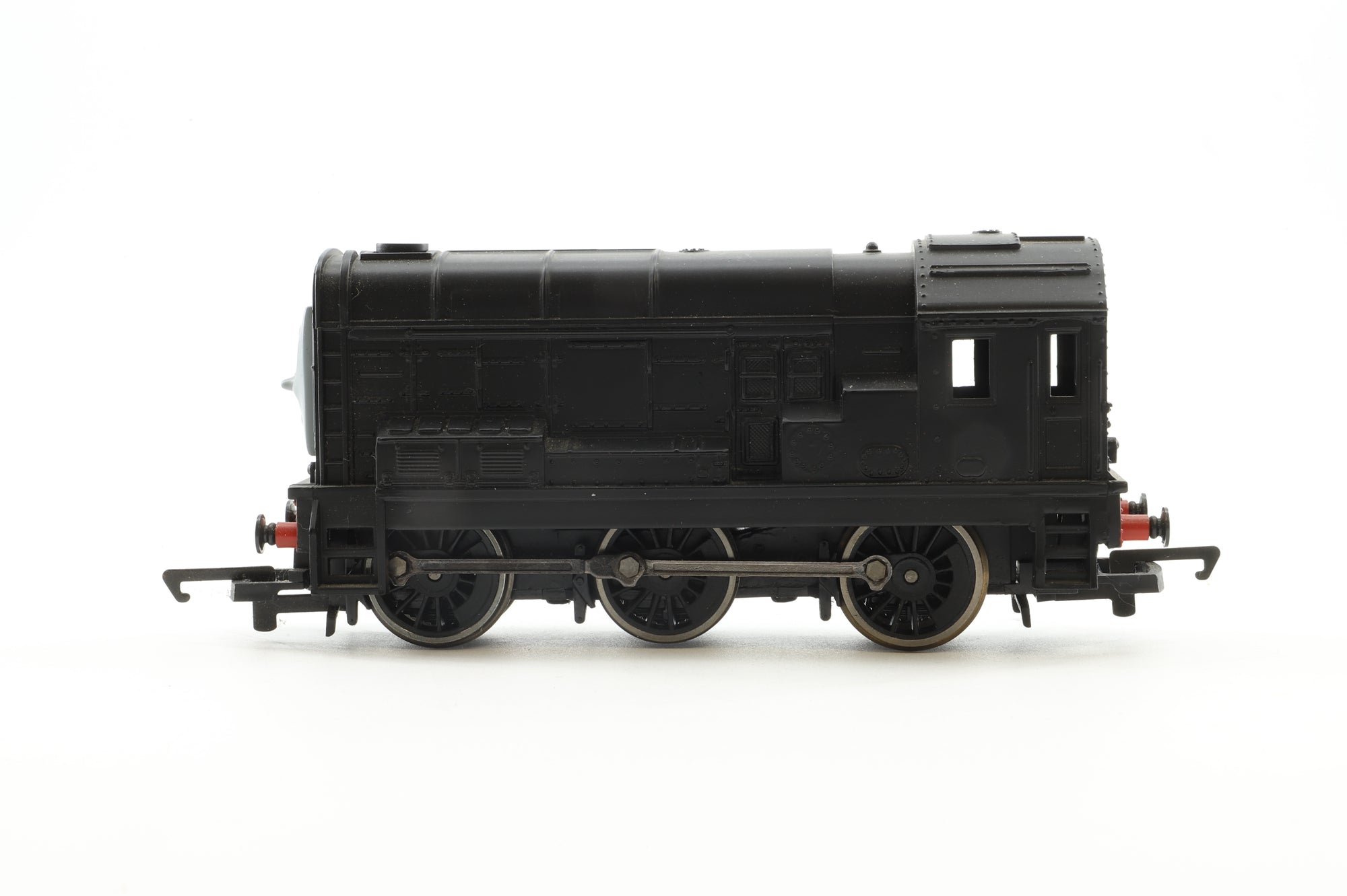 Hornby OO R9050 Devious Diesel 0-6-0, Thomas the Tank Range
