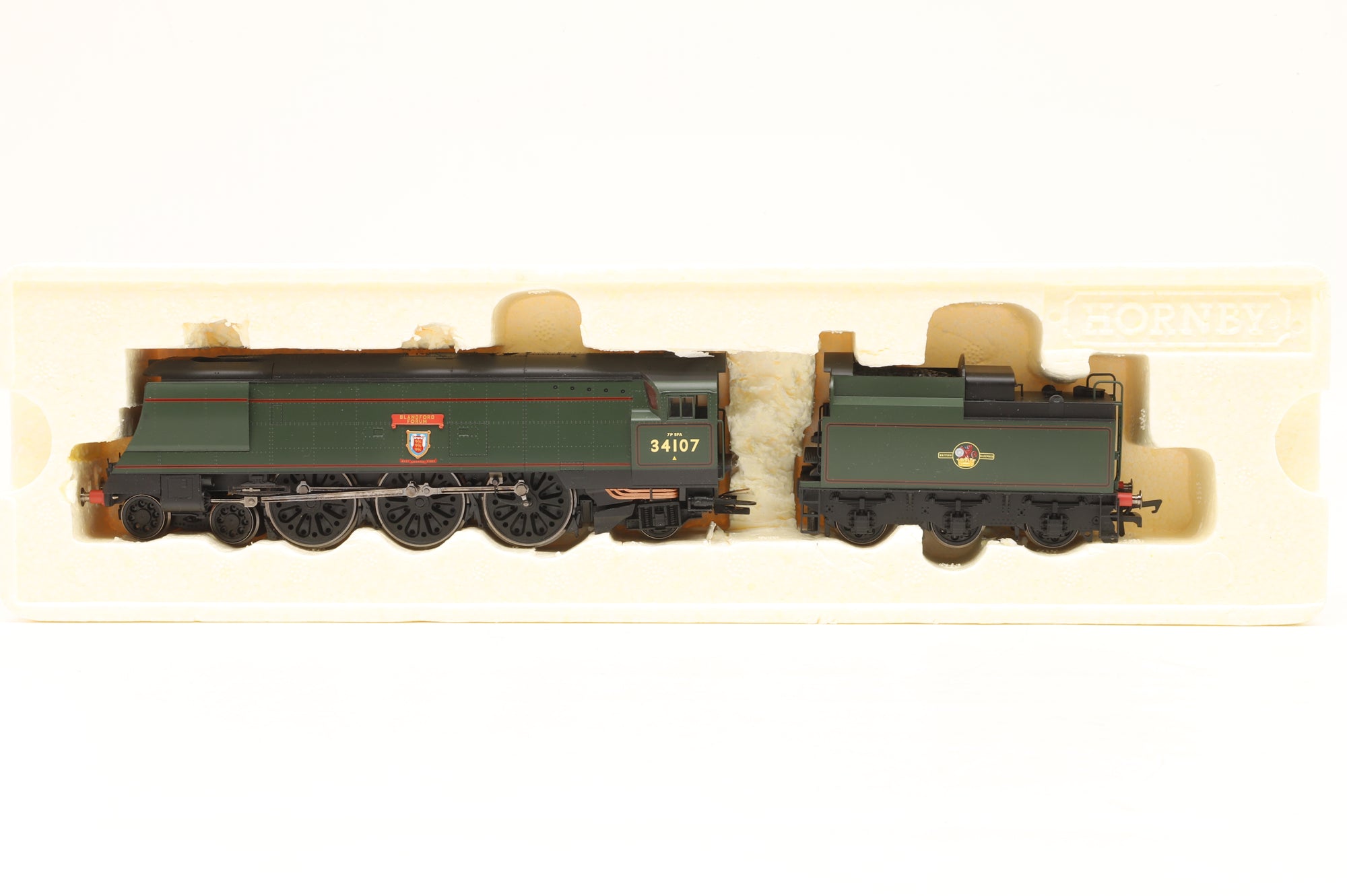 Hornby OO R2926 West Country Class '34107' 'Blandford Forum' BR Green L/C