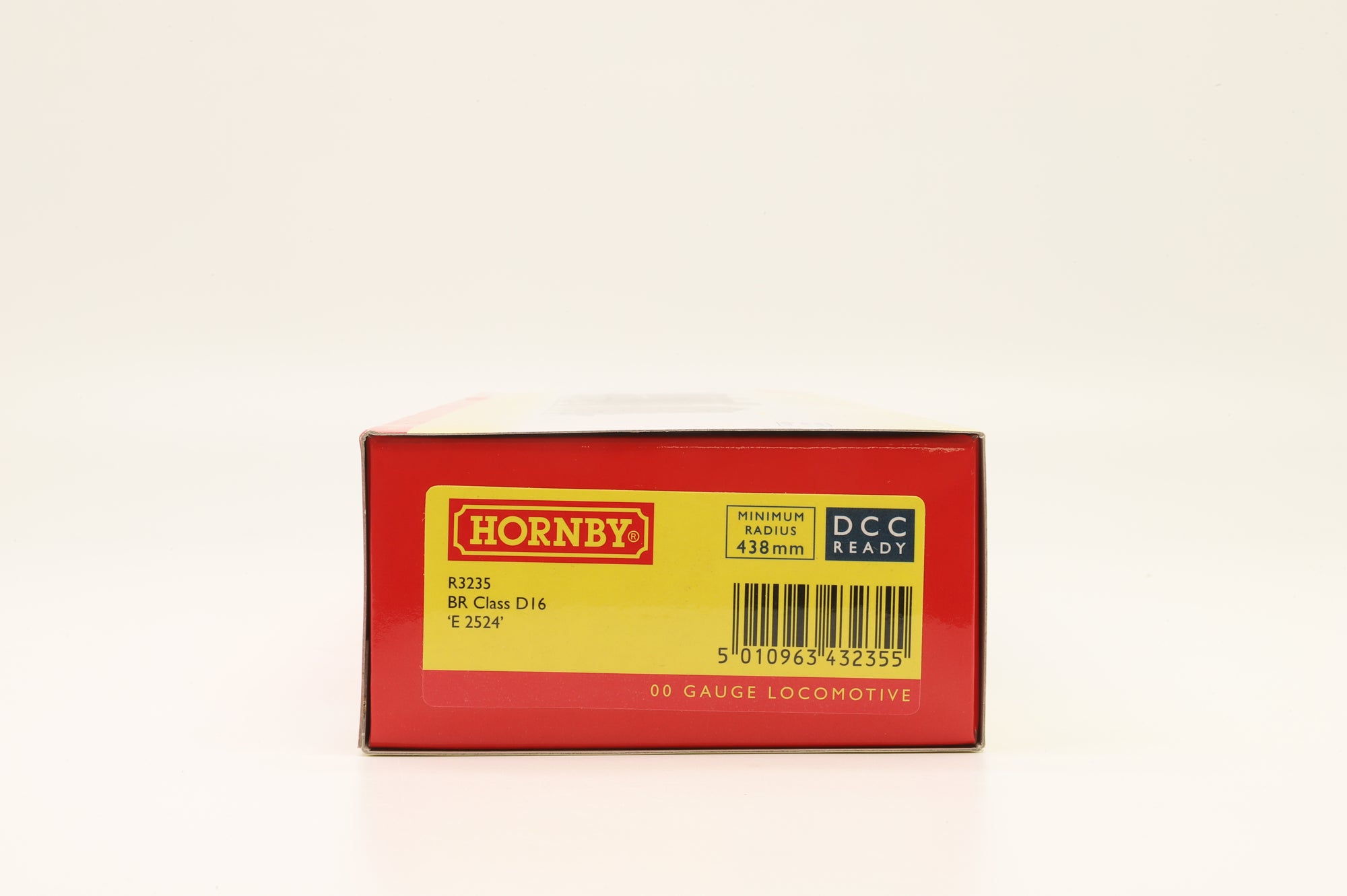 Hornby OO R3235 Class D16 'E 2524' British Railways Black