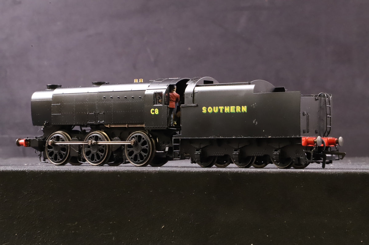 WORKSHOP Hornby OO R2343 Class Q1 No.C8 in SR Black w/ Sunshine Lettering