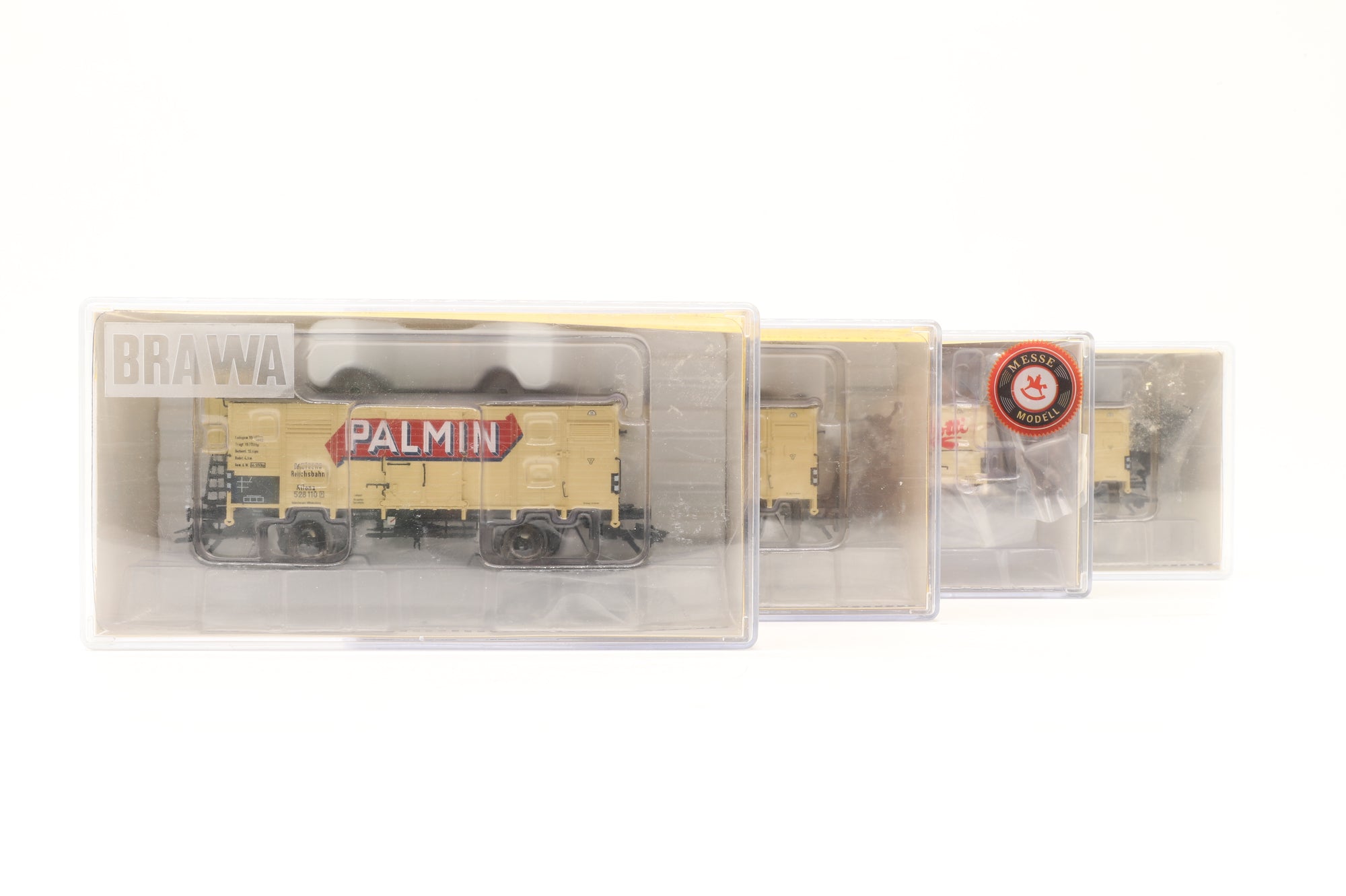 Brawa HO Rake Of 4 DRG Box Vans Inc. 48248 x 3 & 48658