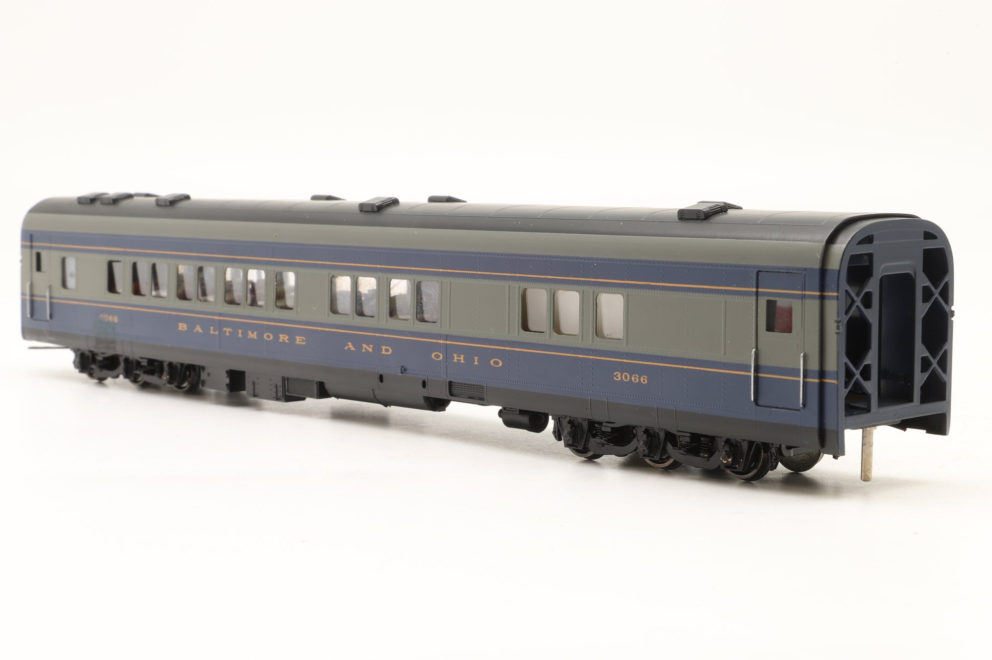 MTS Imports HO Brass Baltimore & Ohio Passenger Car Set 'The Royal Blue' Factory Painted
