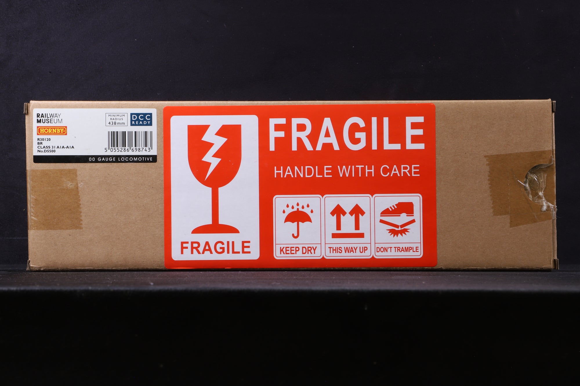 Hornby OO R30120 Class 31 AIA-AIA 'D5500' BR Green