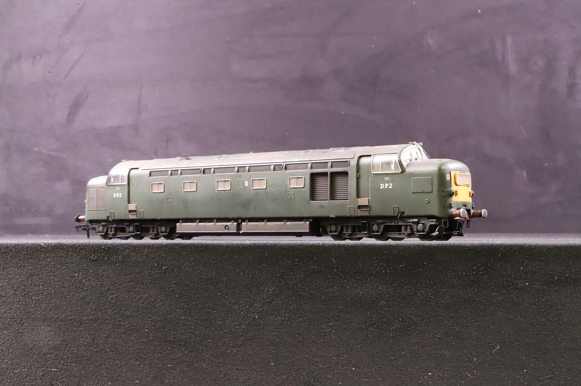 Heljan OO 40101 English Electric DP2 Prototype in Early BR Green Livery