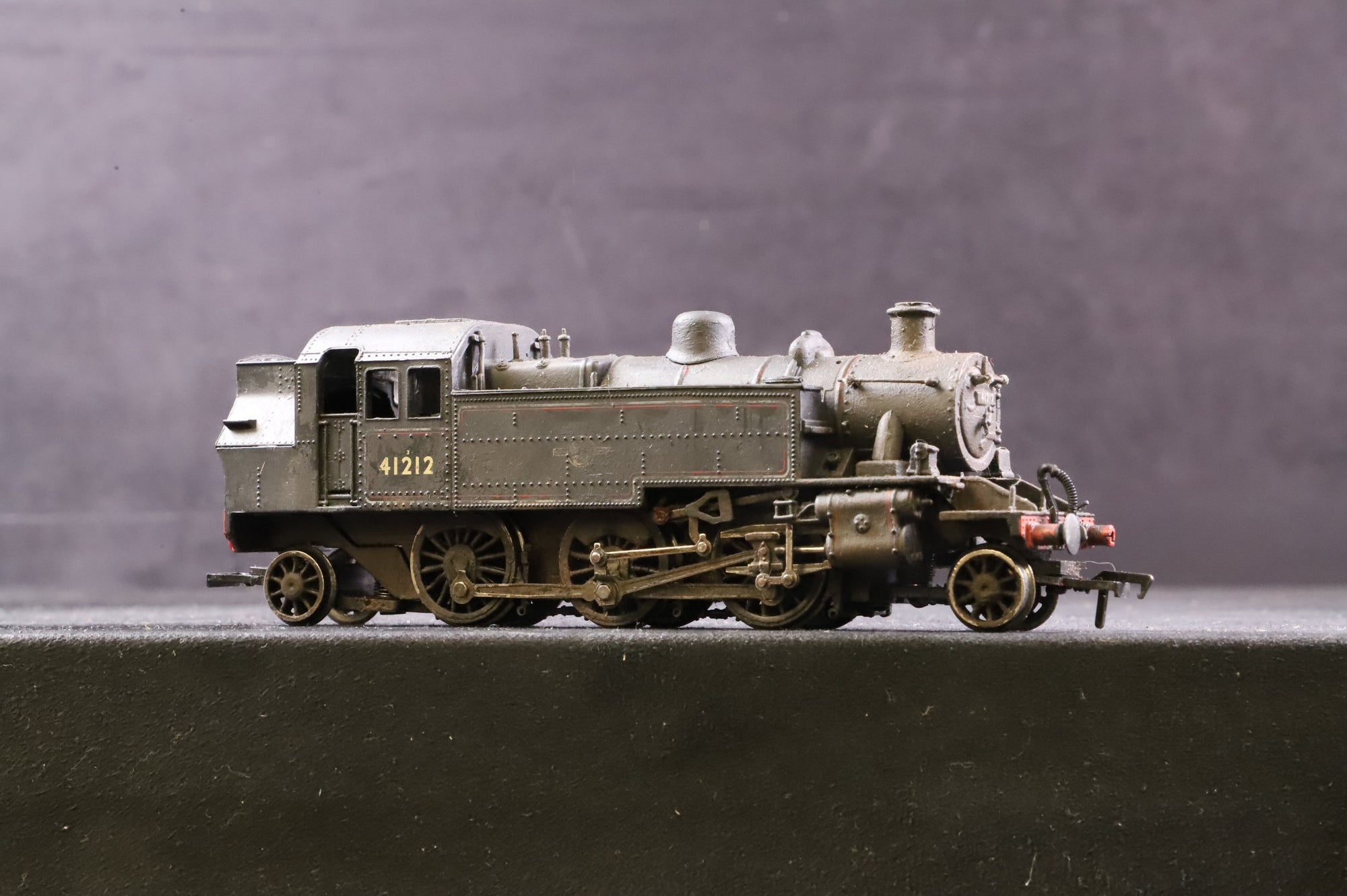 WORKSHOP Bachmann OO Ivatt 2MT Tank '41212' BR Lined Black L/C Weathered