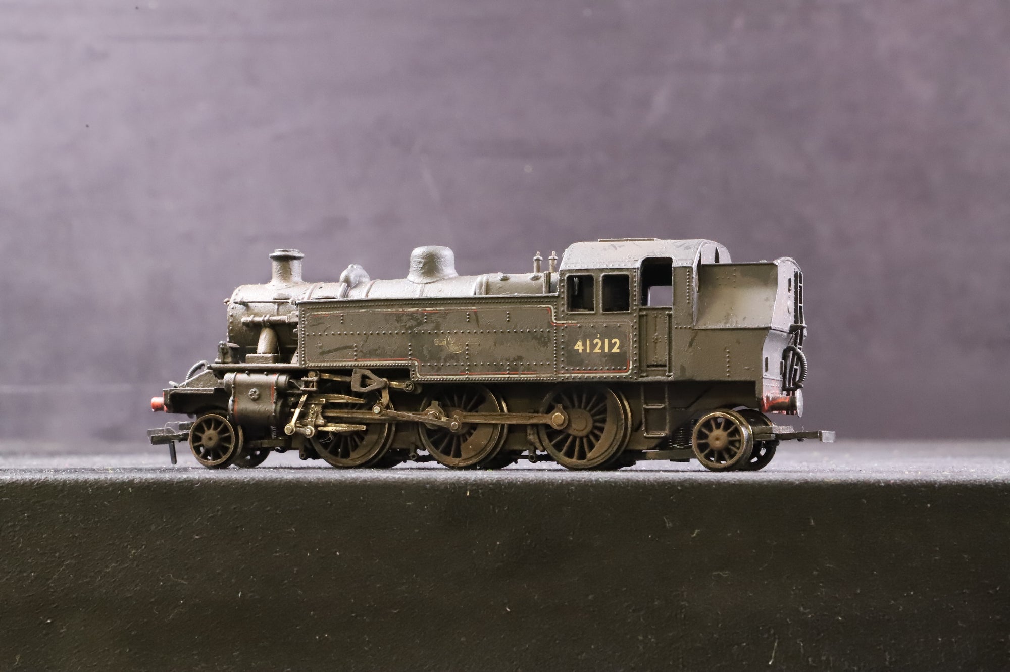 WORKSHOP Bachmann OO Ivatt 2MT Tank '41212' BR Lined Black L/C Weathered