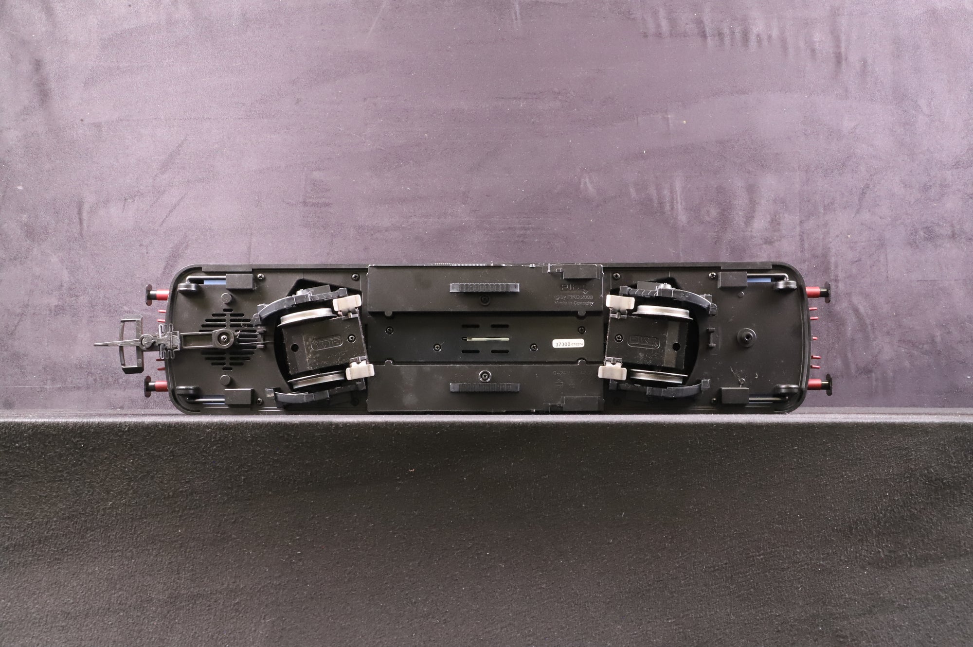 Piko HO 37300 Rail bus VT98/VS98 of the DB