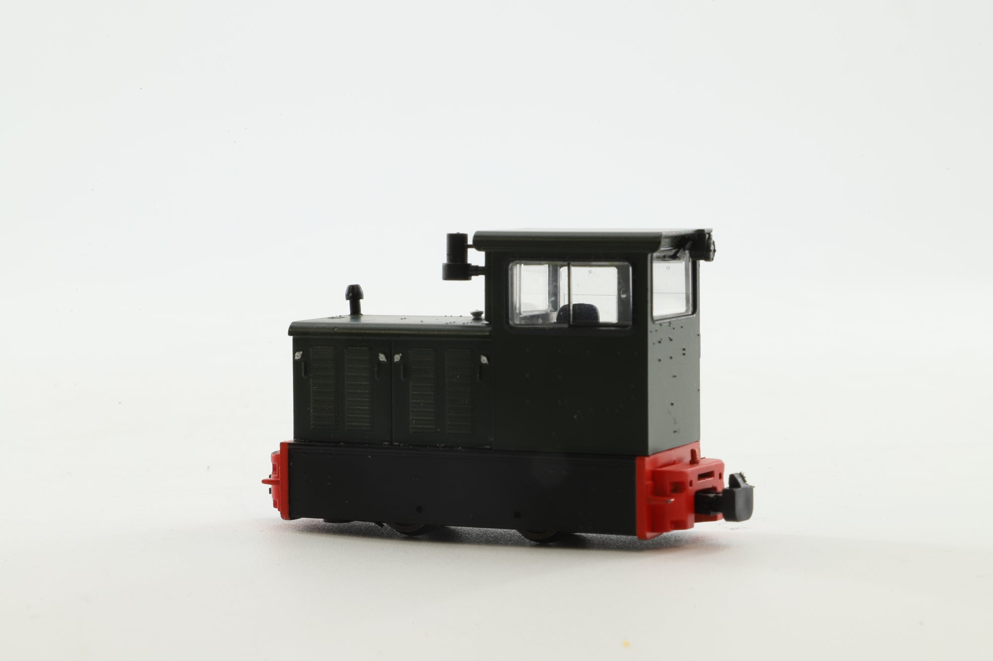 Bachmann OO9 392-026 Baguley-Drewry 70hp Diesel Engine in Dark Green