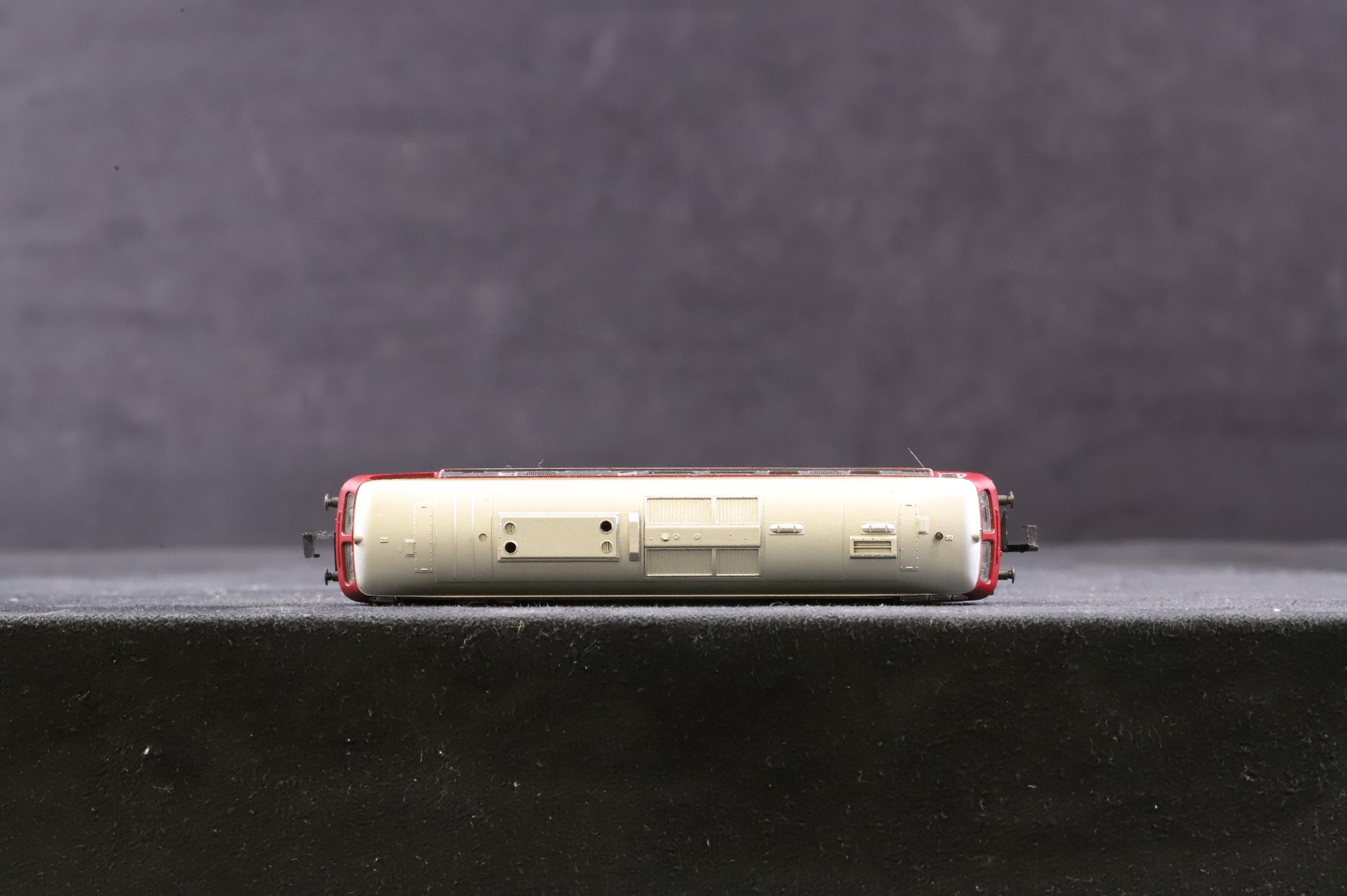 Fleischmann N 7232 Class BR 210 DB Diesel Locomotive