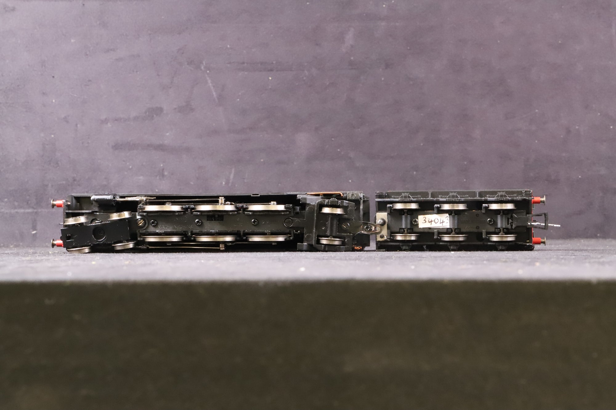 WORKSHOP Hornby OO R2436 West Country Class 4-6-2 'Combe Martin' '34043' BR Lined Green