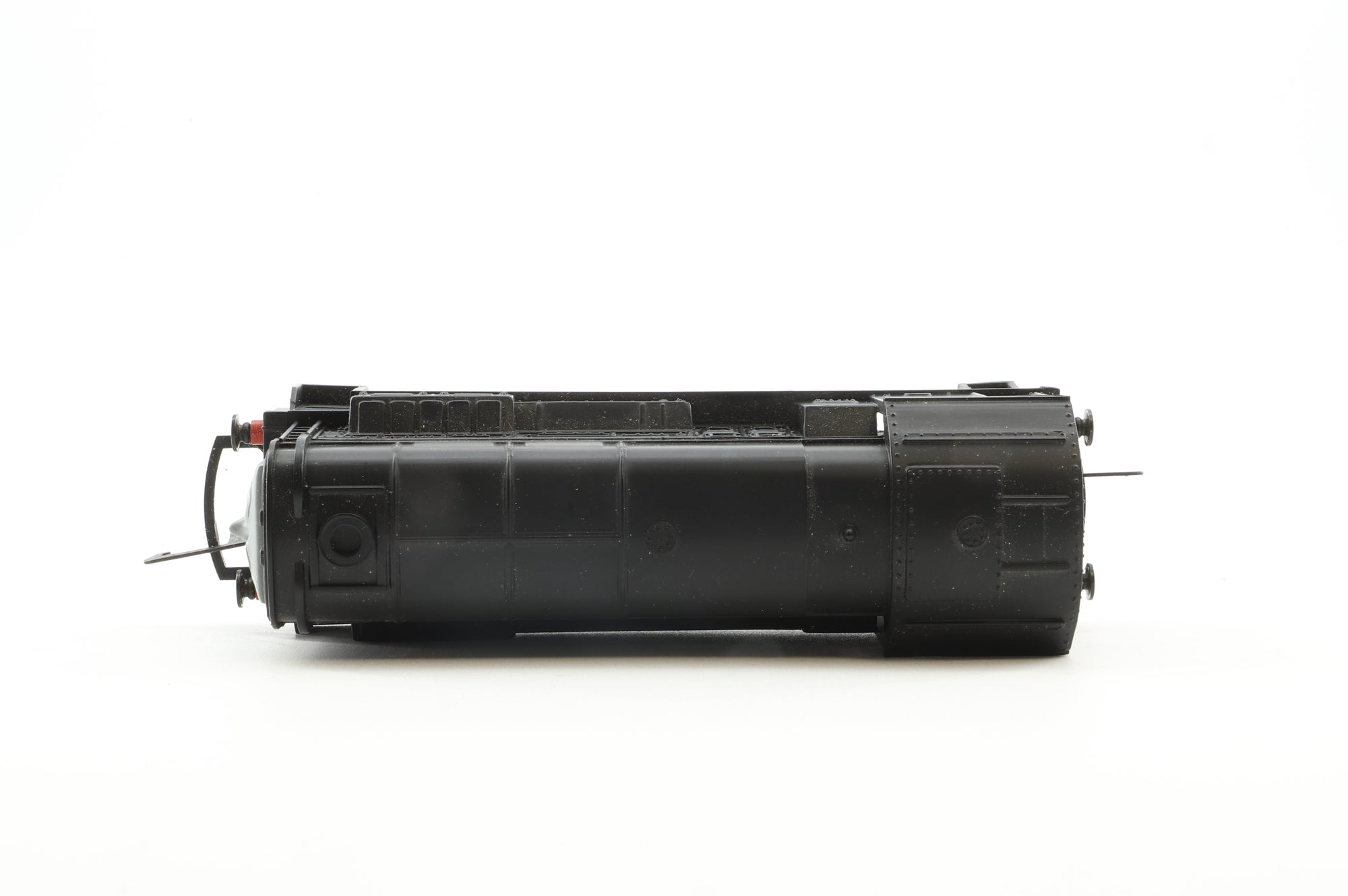 Hornby OO R9050 Devious Diesel 0-6-0, Thomas the Tank Range