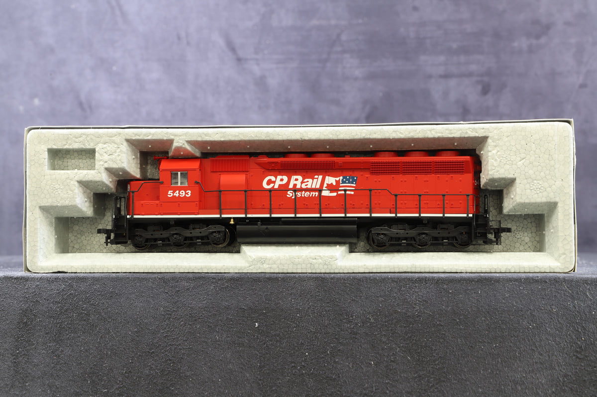 Kato HO 37-1701 EMD SD45 Diesel Locomotive CP Rail &#39;5493&#39;