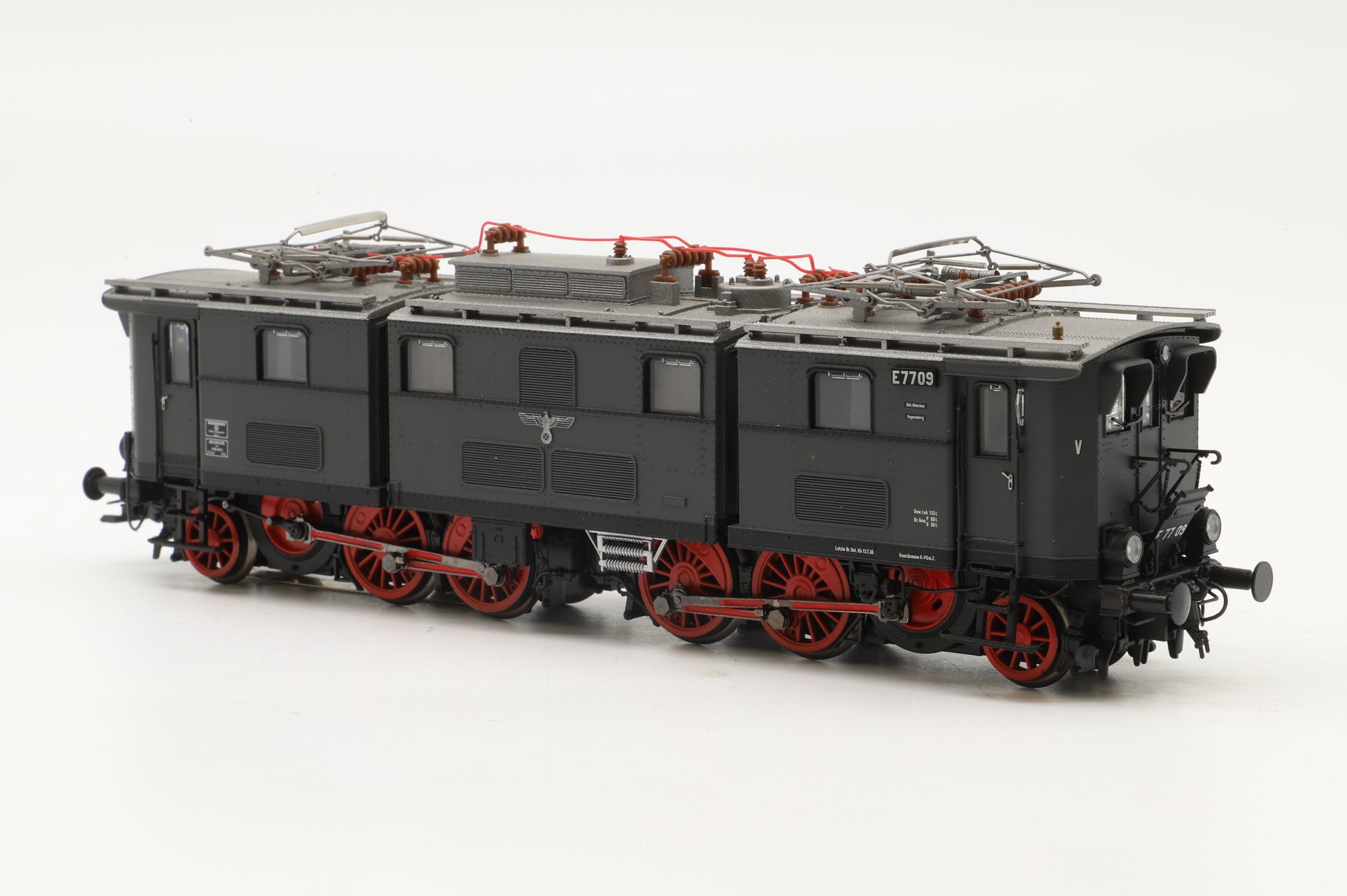 Brawa HO 43031 E 77 '77 09' Electric Locomotive DCC Fitted 3 Rail