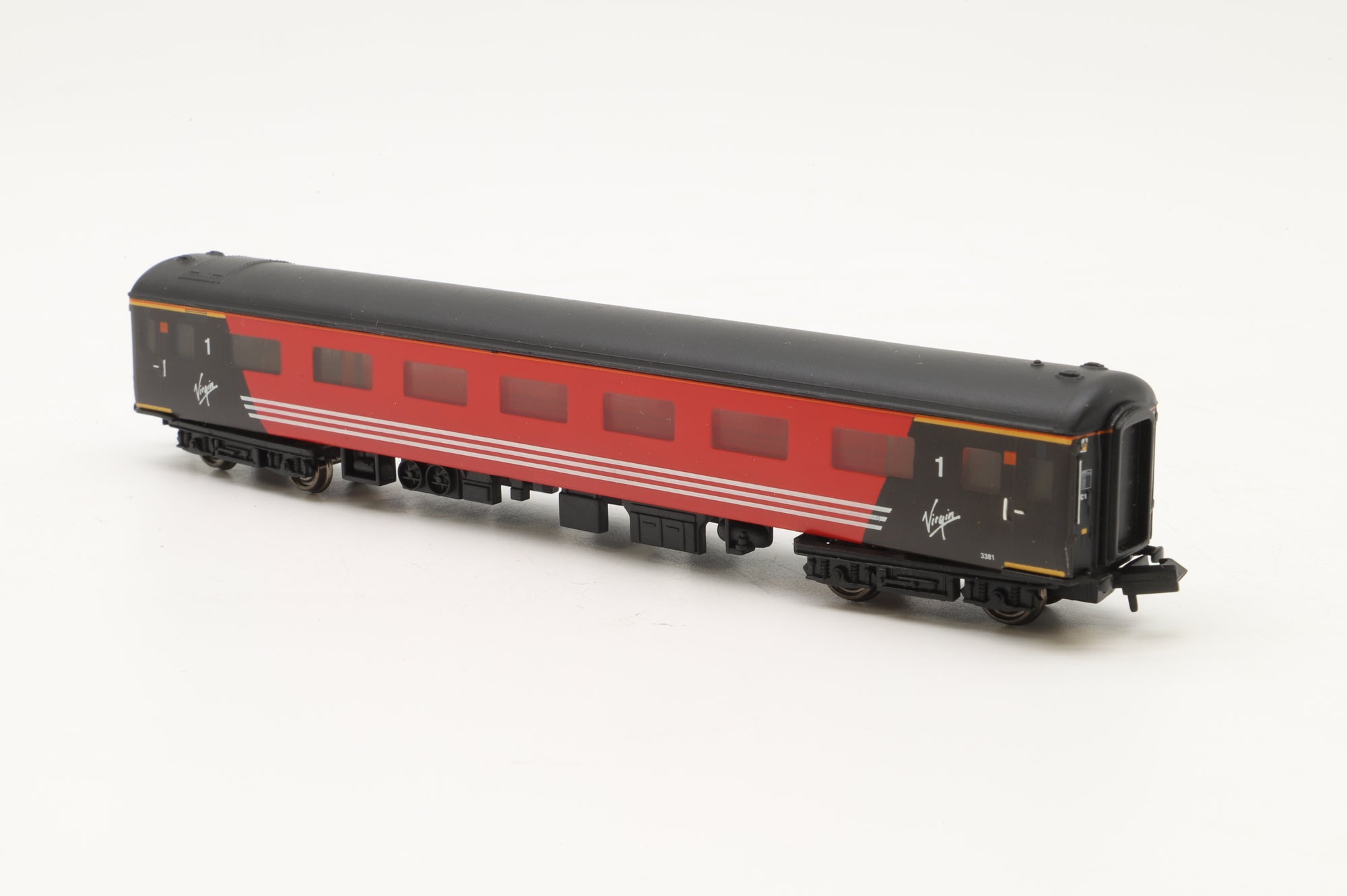 WORKSHOP Graham Farish N Rake of 6x Virgin Trains Mk2s