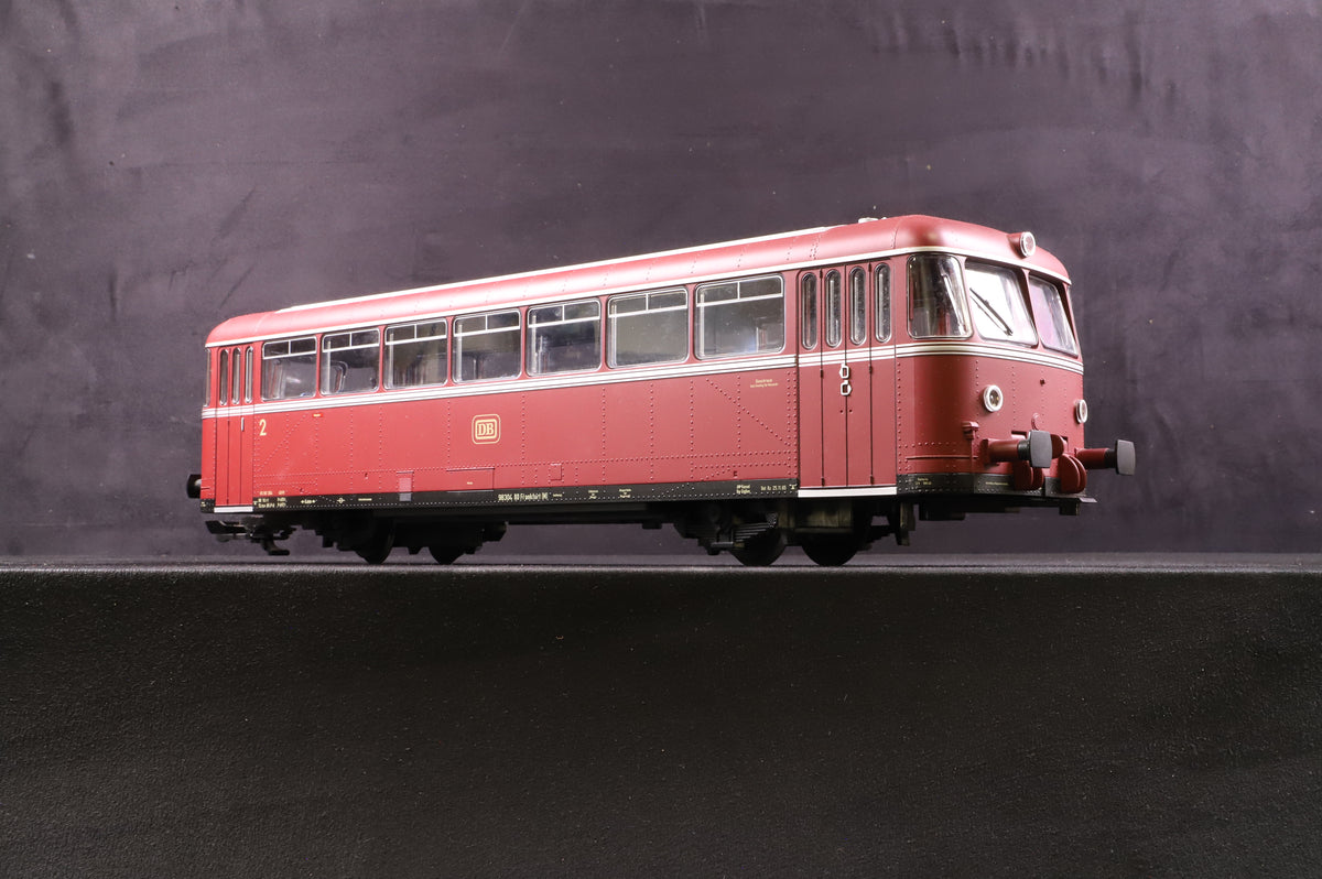 Piko HO 37300 Rail bus VT98/VS98 of the DB