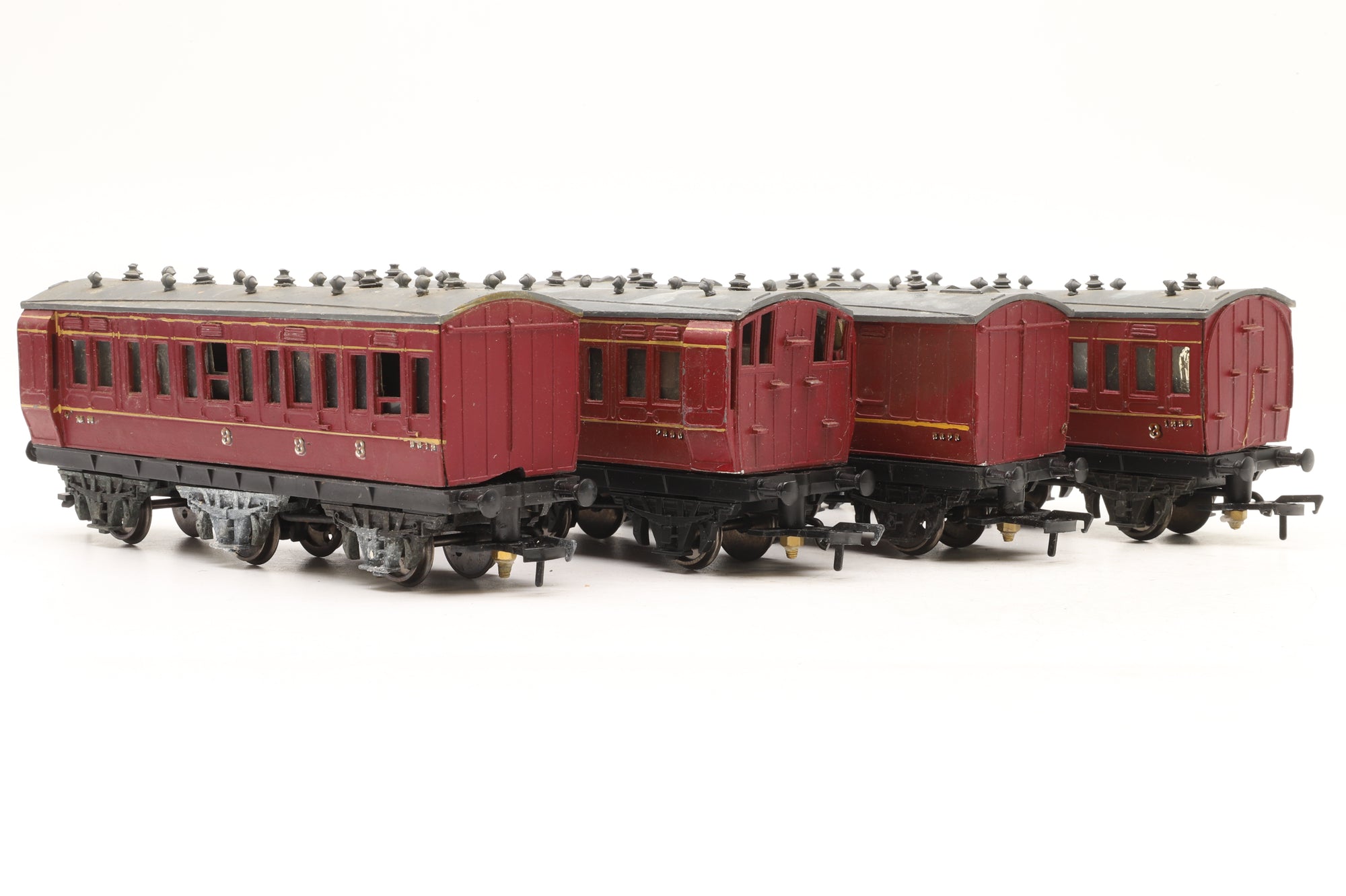 GEM/ Hornby OO Rake Of 4 6 Wheel LNWR Coaches Kit Built