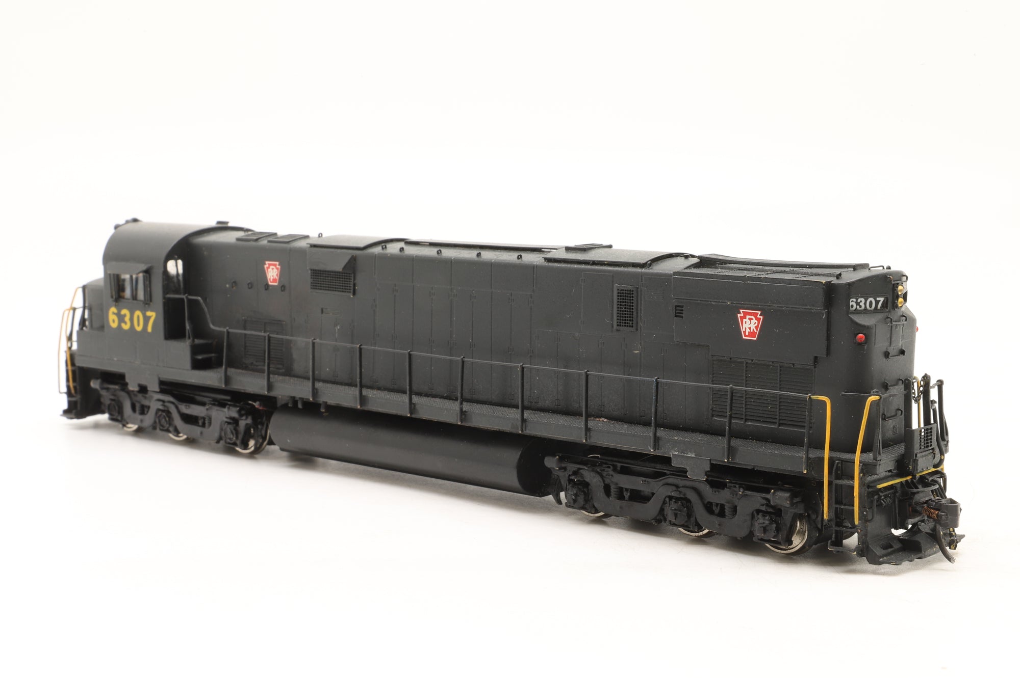 Oriental Limited/Samhongsa HO Brass Alco C-628 2750HP Low Hood PRR, Custom Painted