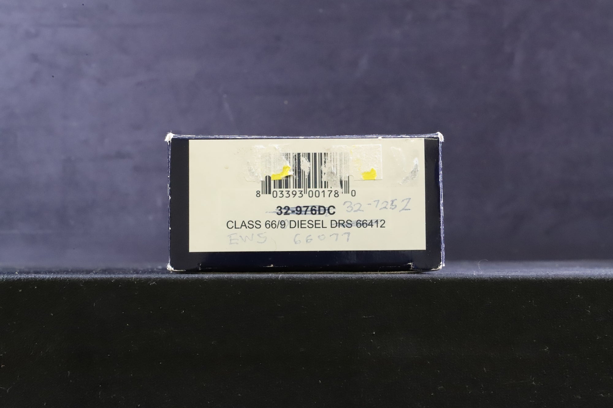 Bachmann OO 32-725Z Class 66 Diesel '66077' EWS Weathered DCC Sound