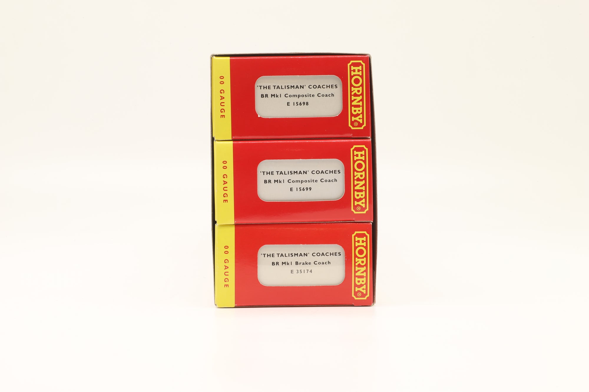 Hornby OO R4252 The Talisman Coach Pack