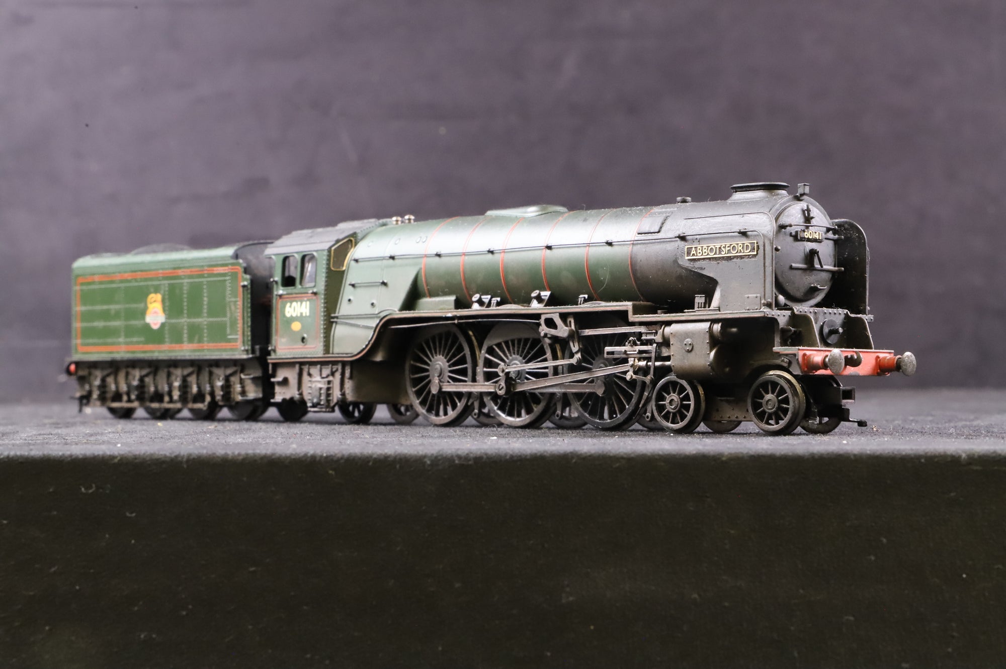 WORKSHOP Bachmann OO 32-557 Class A1 '60141' 'Abbotsford' BR Green Weathered