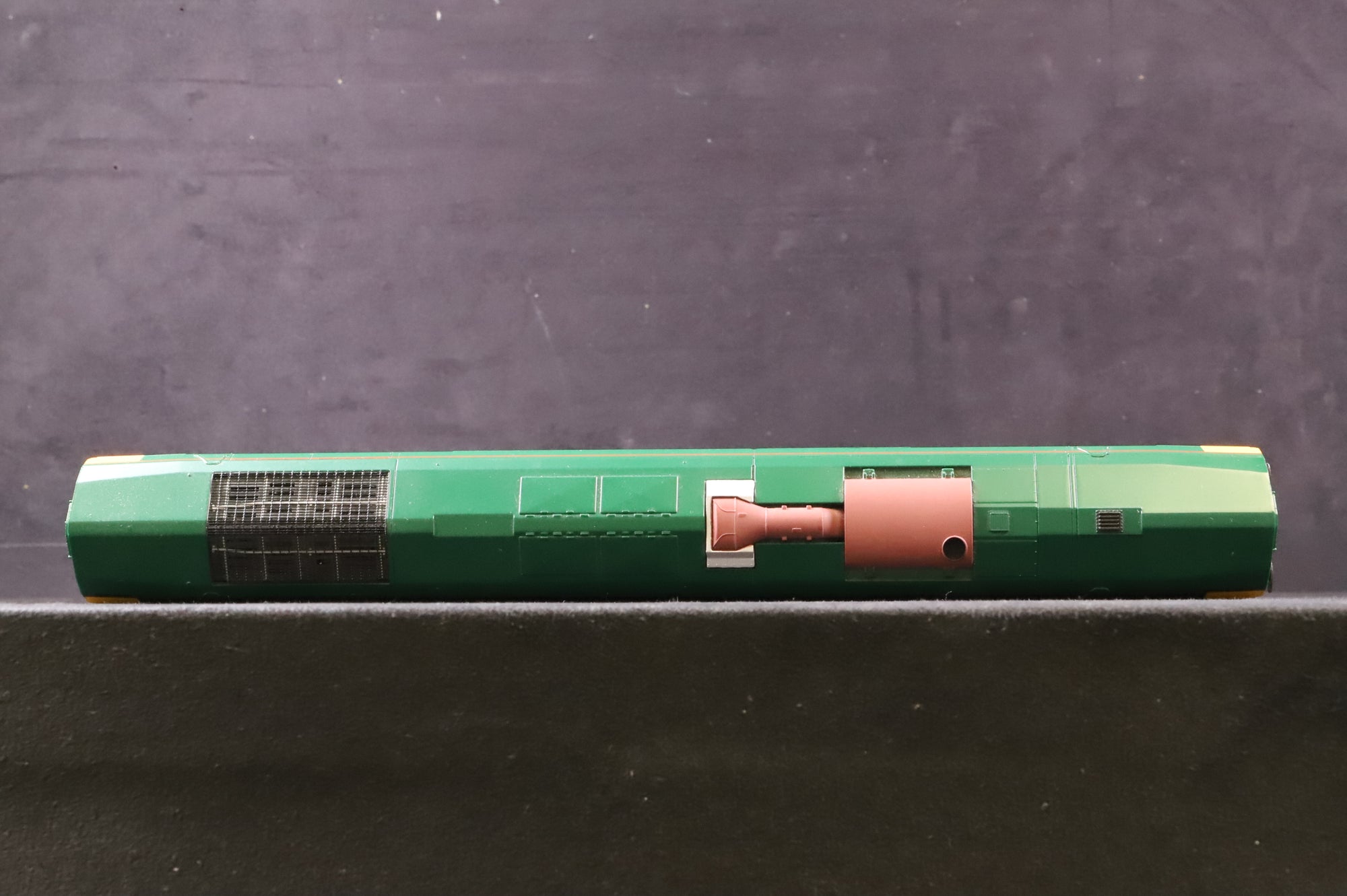 Bachmann OO 32-732 Class 66 66532 in Freightliner Livery