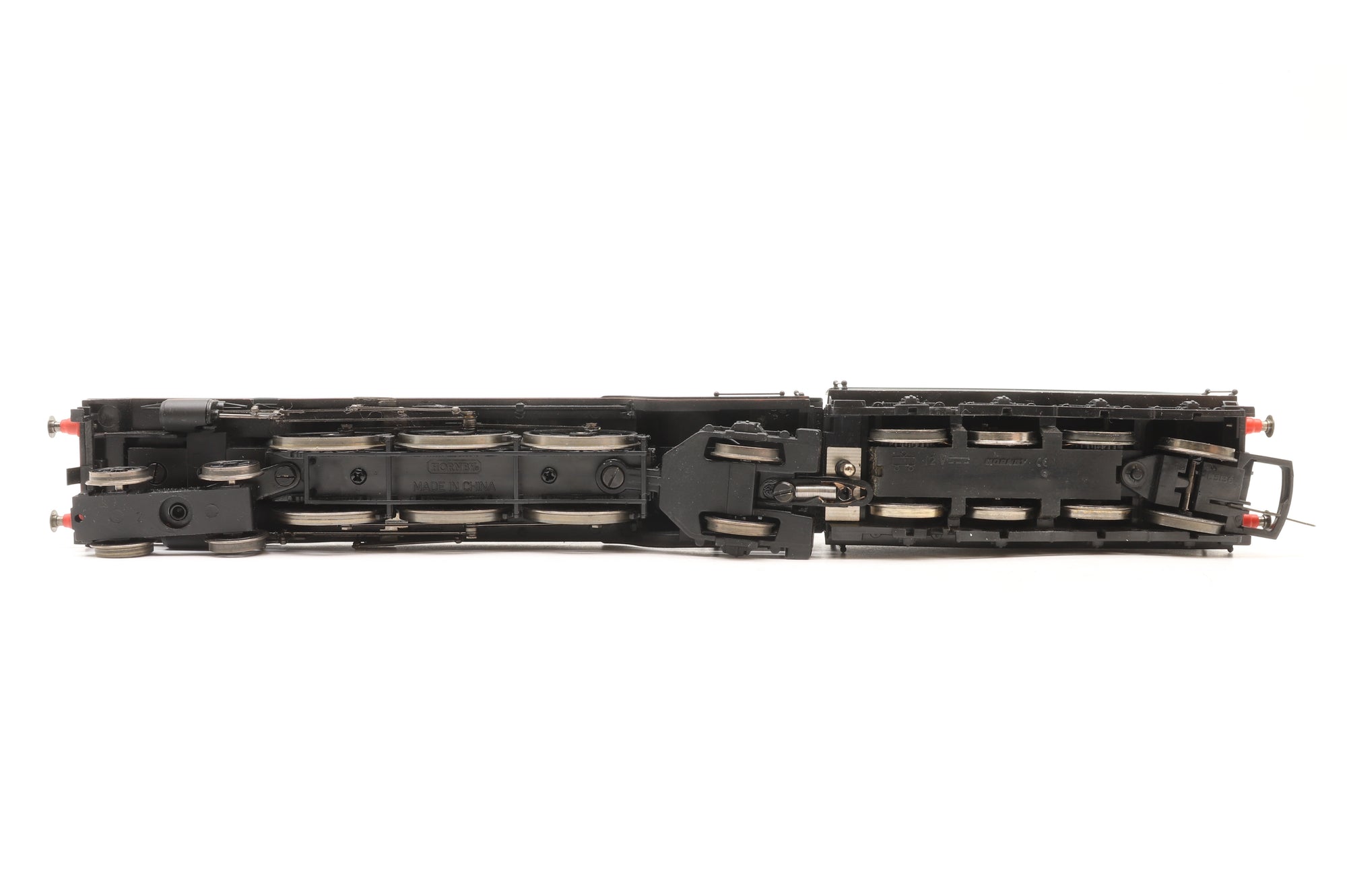 Hornby OO R2195M The Master Cutler Train Pack 233/1500