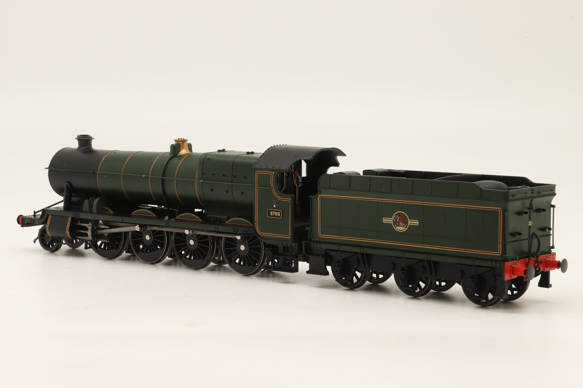 Heljan OO 4785 Class 47XX #4705 'Night Owl' in Lined BR Green w/ Late Crests