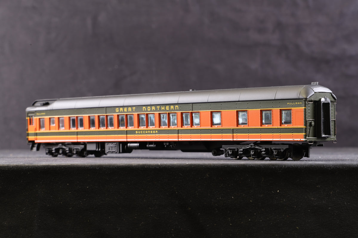 Spectrum HO Rake of 7 Great Northern Coaches, Inc. 89031, 32, 33, 34, 35, 36 &amp; 37