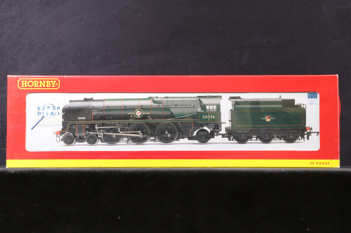 Hornby OO R2967 Merchant Navy Class 4-6-2 &#39;35026&#39; &#39;Lamport &amp; Holt Line&#39; BR Lined Green L/C