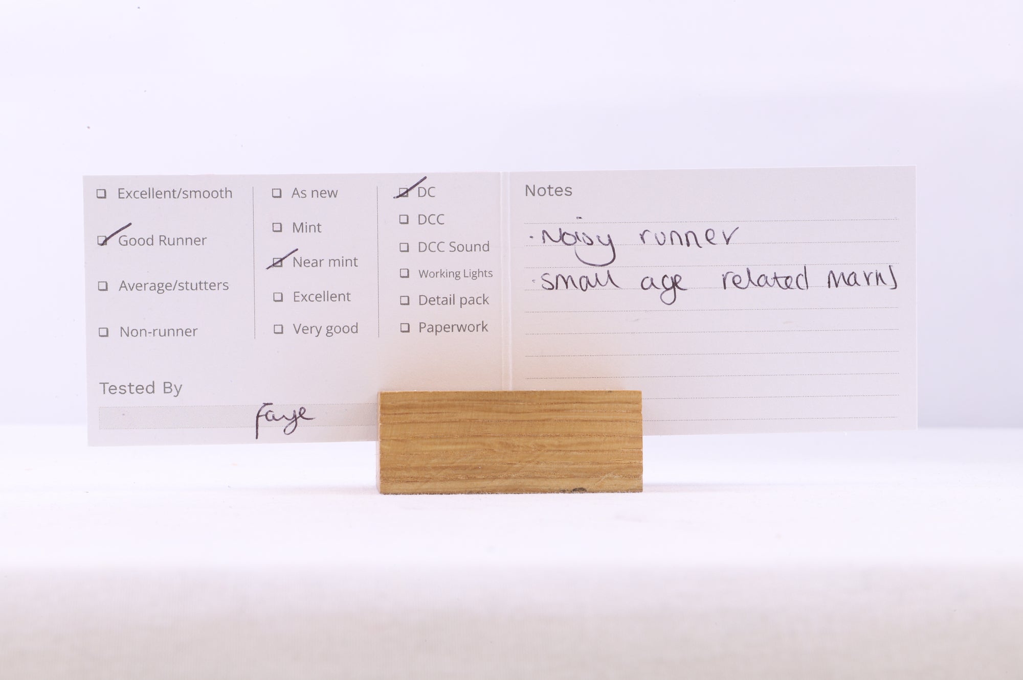 Wrenn OO W2260/A Royal Scot 'Caledonian' LMS Maroon