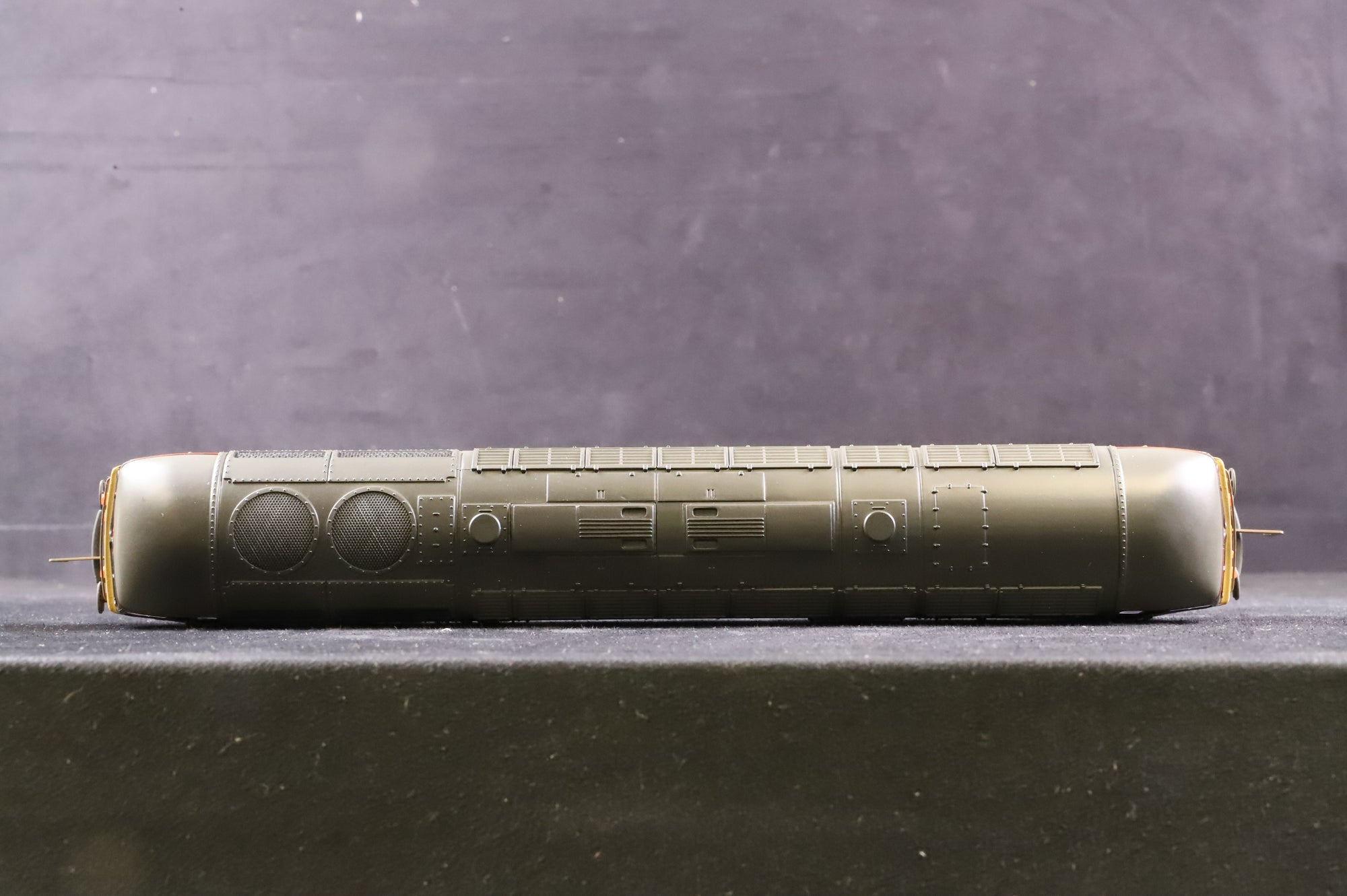 Hornby OO Class 56 56125 in BR Railfreight Coal Sector Livery - Weathered