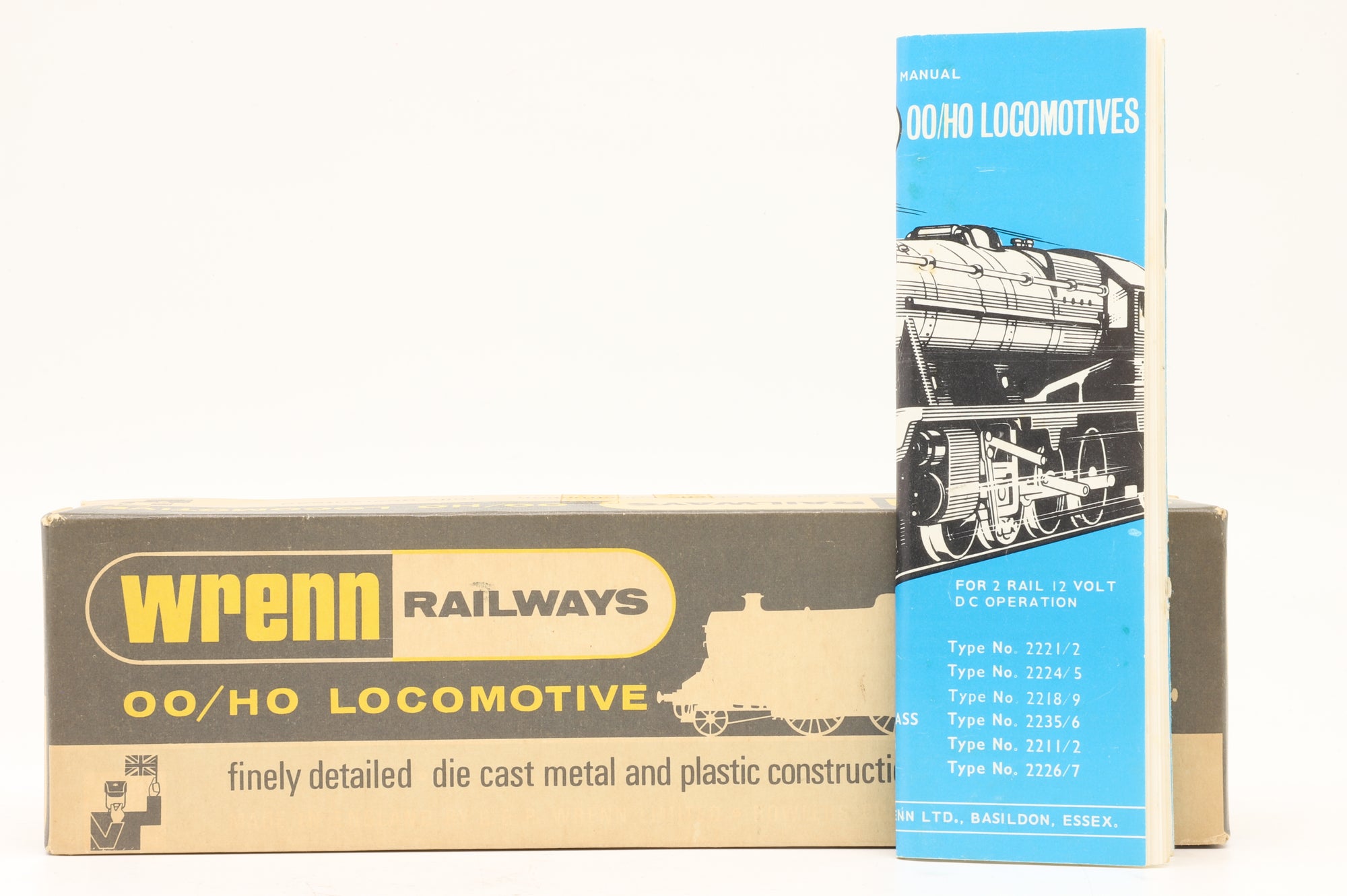 Wrenn OO W2218 Class 4MT 2-6-4 Tank 80033 in Lined BR Black w/ Late Crests