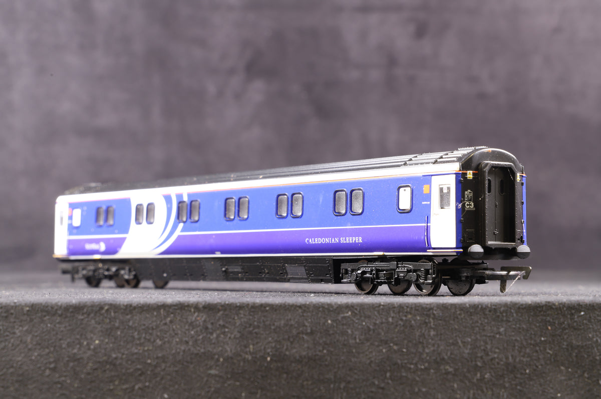 Hornby OO Rake Of 7 Caledonian Sleeper Coaches