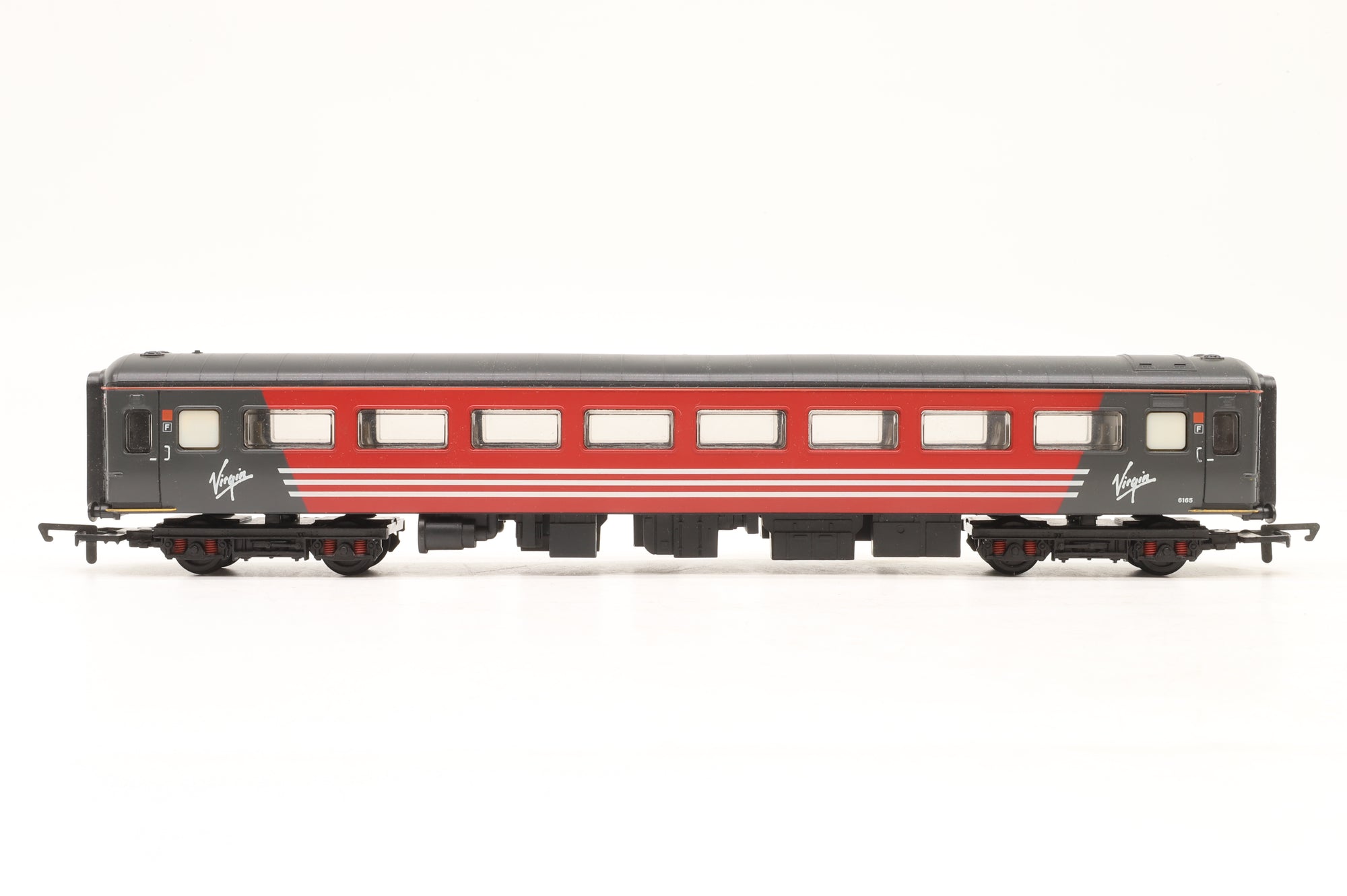 WORKSHOP Hornby OO Spirits of the North Class 47 Virgin Trains 'Pride of Shrewsbury' '47822' with 2 Mk 2d Coaches & 2-Car Class 142 Pacer Railbus Set '55724' & '55770'