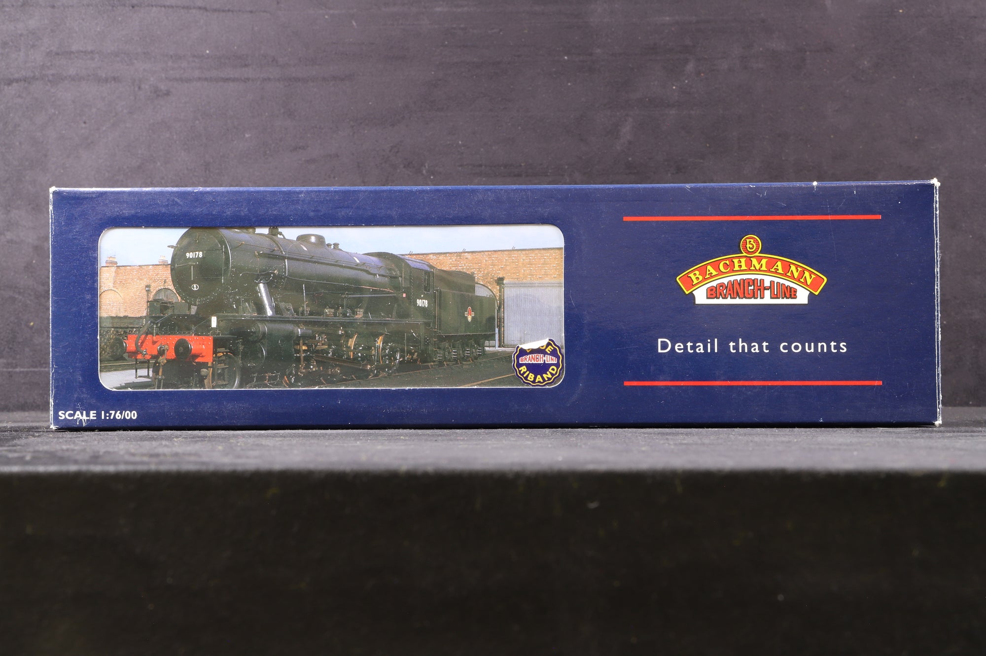 Bachmann OO 32-252A WD Austerity '90201' BR Black L/Crest (WR) Weathered