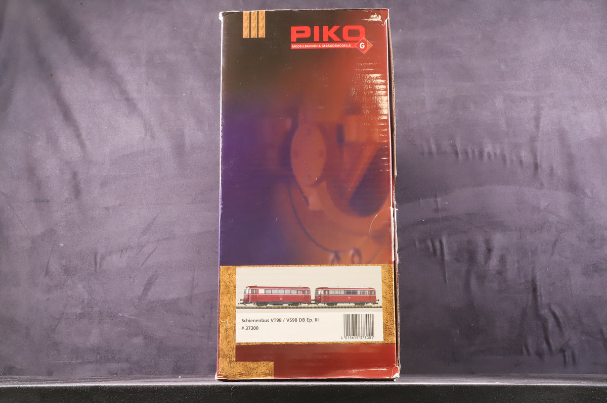 Piko HO 37300 Rail bus VT98/VS98 of the DB