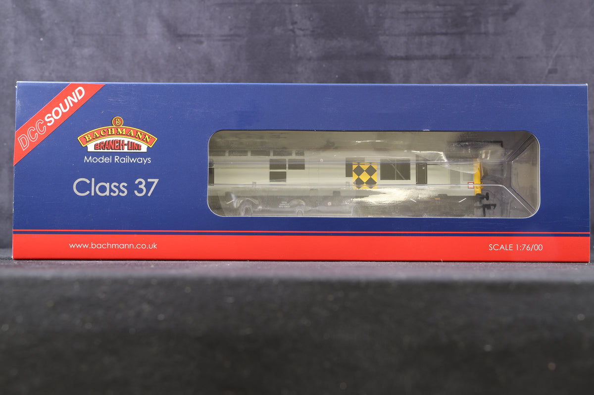 Bachmann OO 32-391DS Class 37/7 &#39;37796&#39; Railfreight Coal Sector DCC Sound