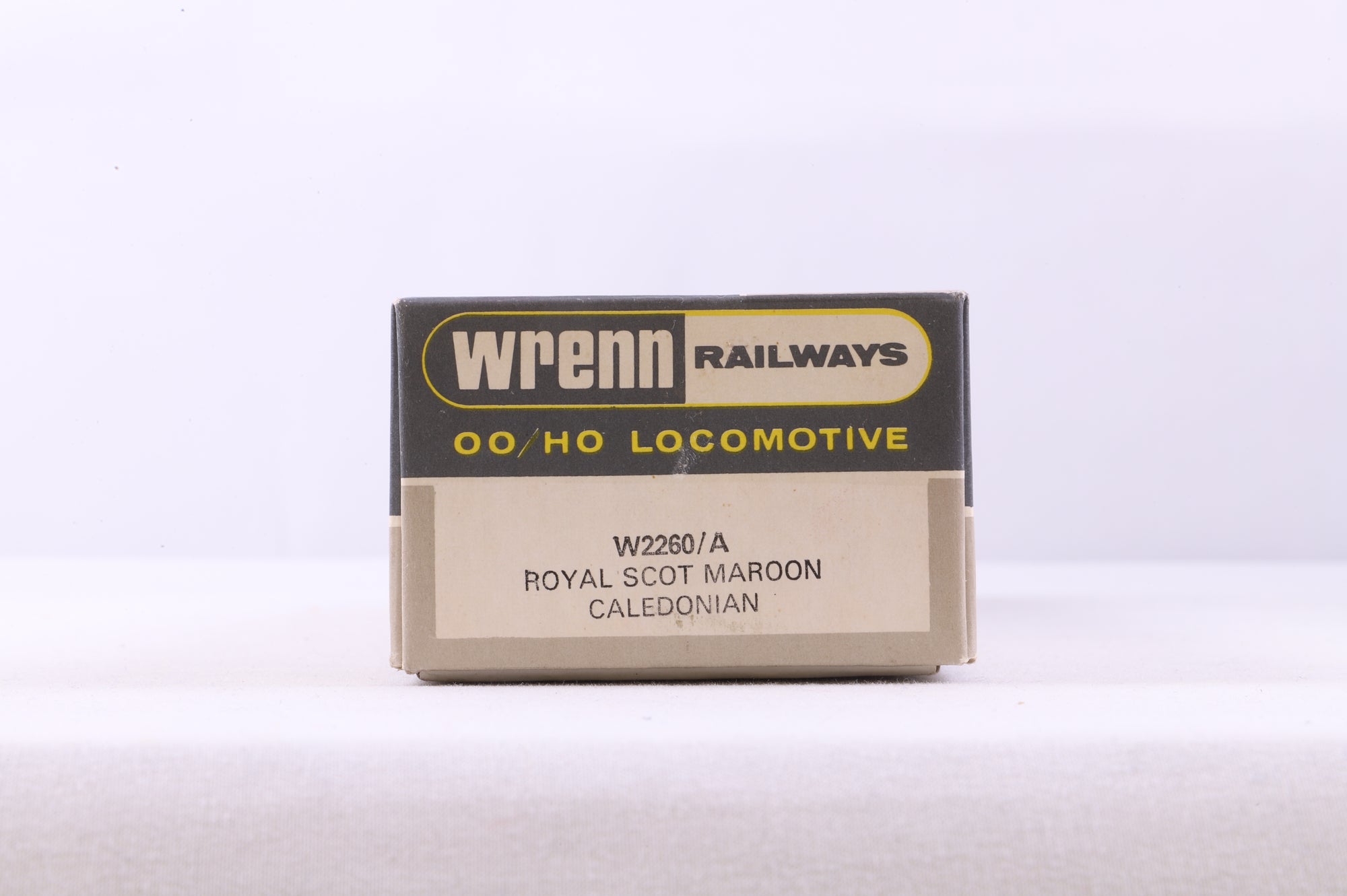 Wrenn OO W2260/A Royal Scot 'Caledonian' LMS Maroon