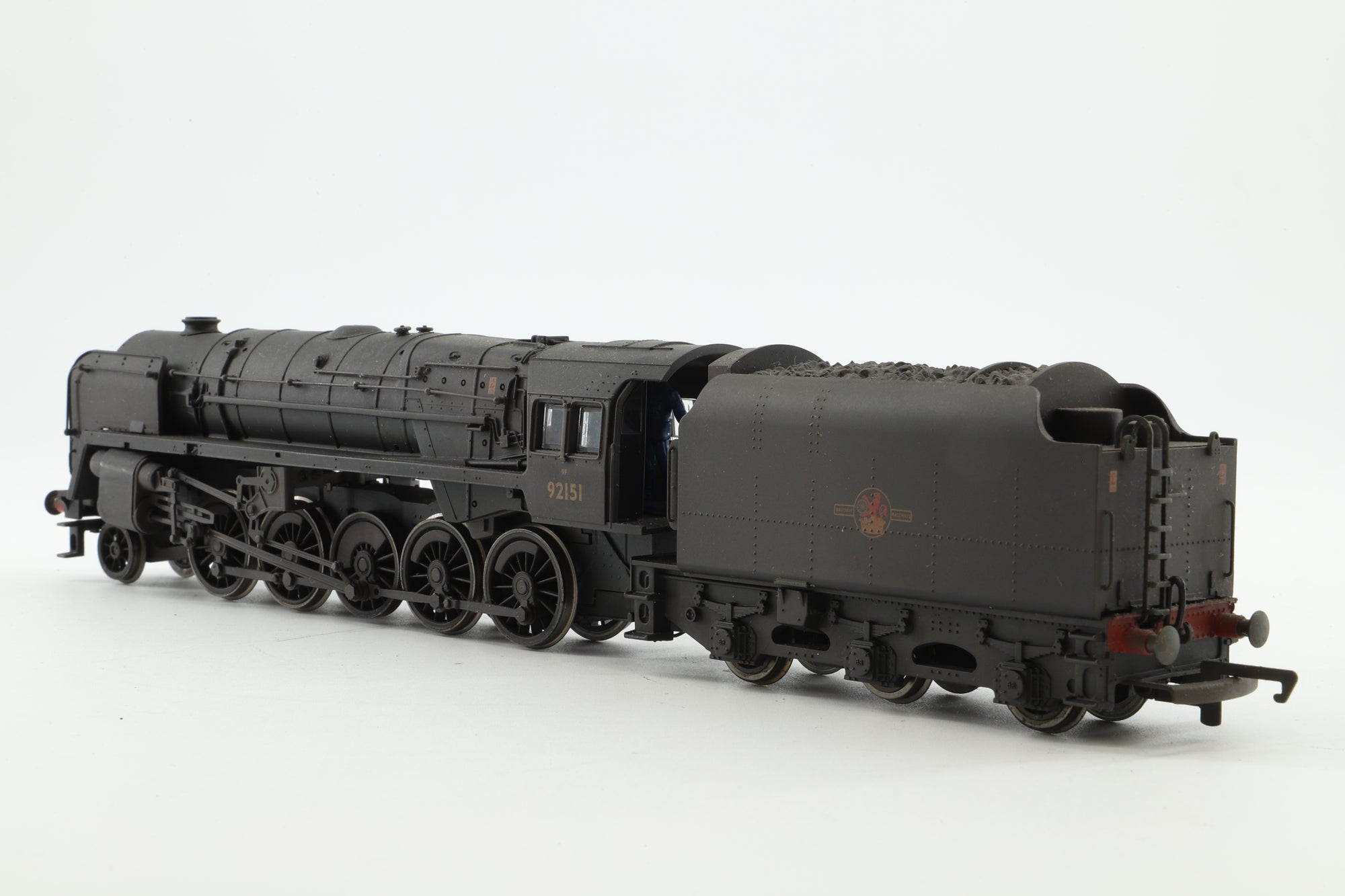 Hornby OO R2200 Class 9F Locomotive Weathered '92151', Weathered