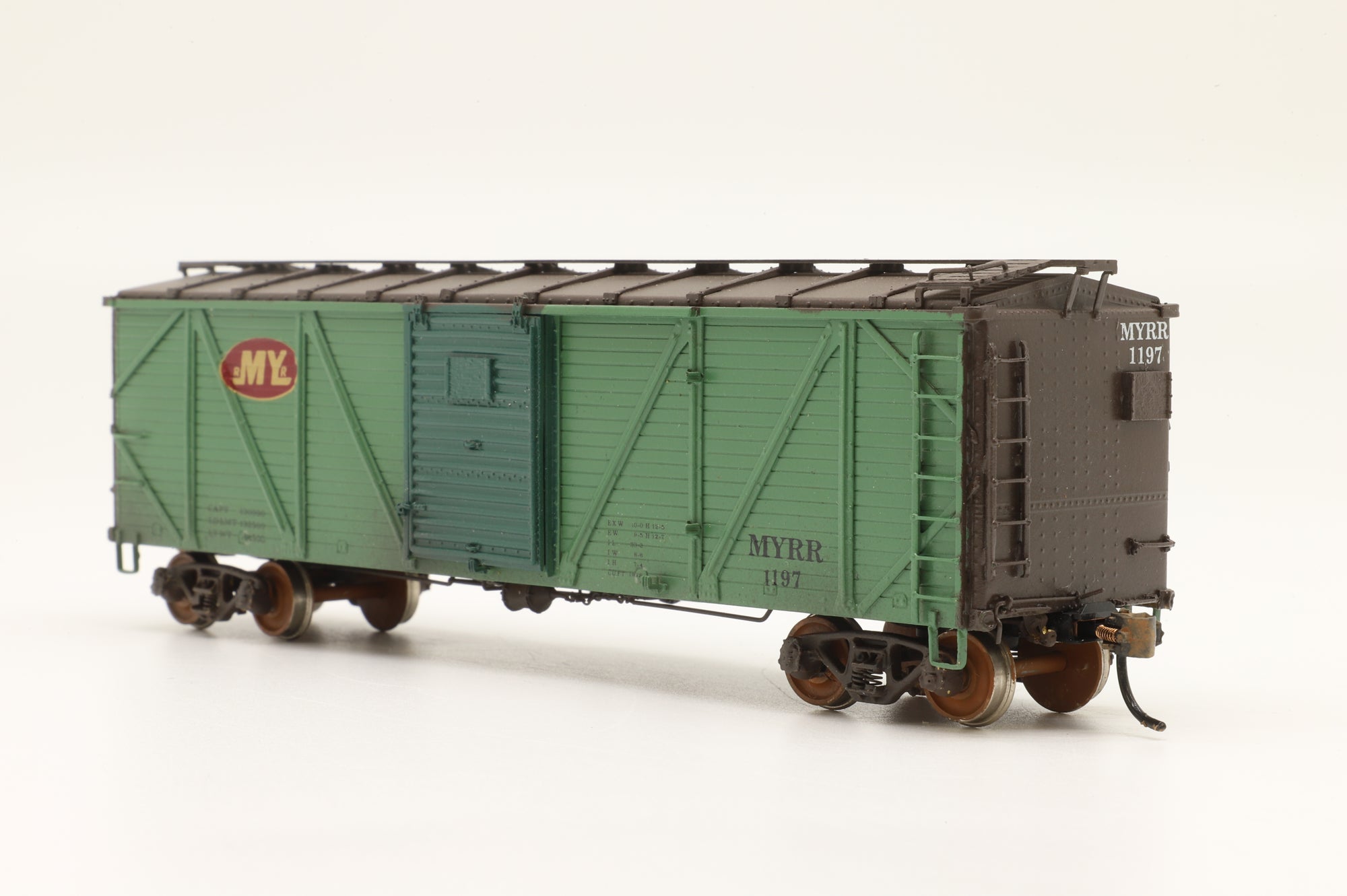 Overland Models/Ajin HO OMI-3228 B&M 'XM-1' Boxcar 40' #70000-70480 w/Ribbed Roof, Custom Painted Brass