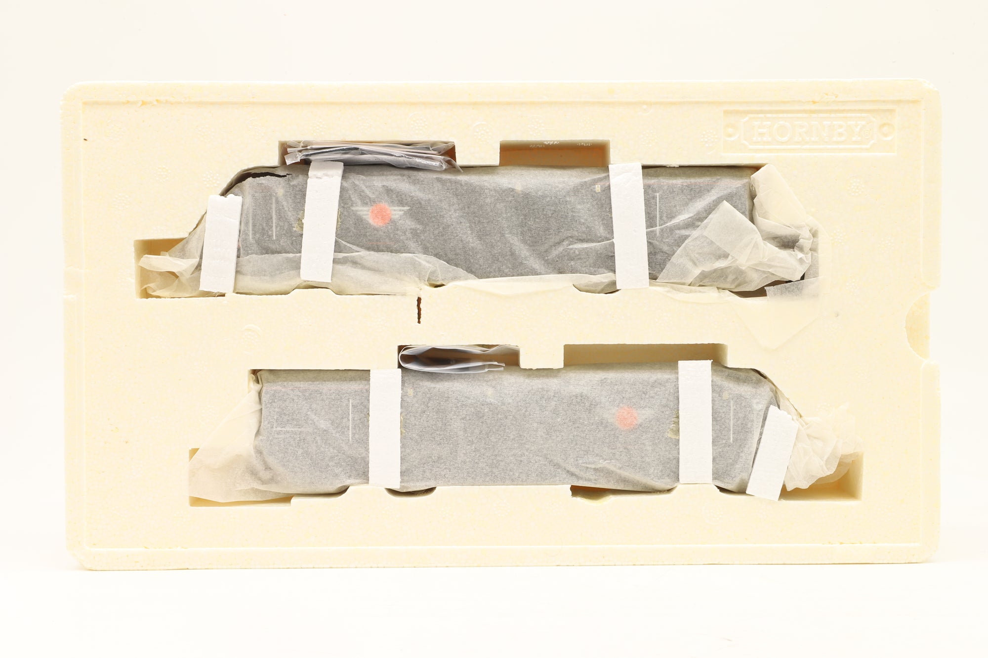 Hornby OO R2705 Class 43 HST Grand Central Trains