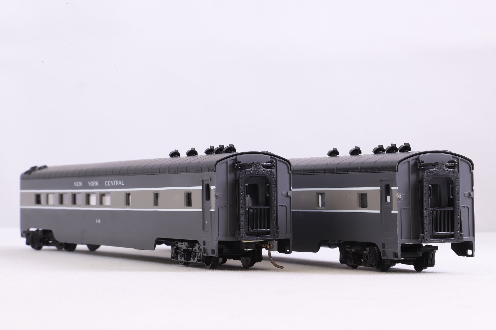 IHC HO 48202 Rake Of 2 NYC Dining Cars