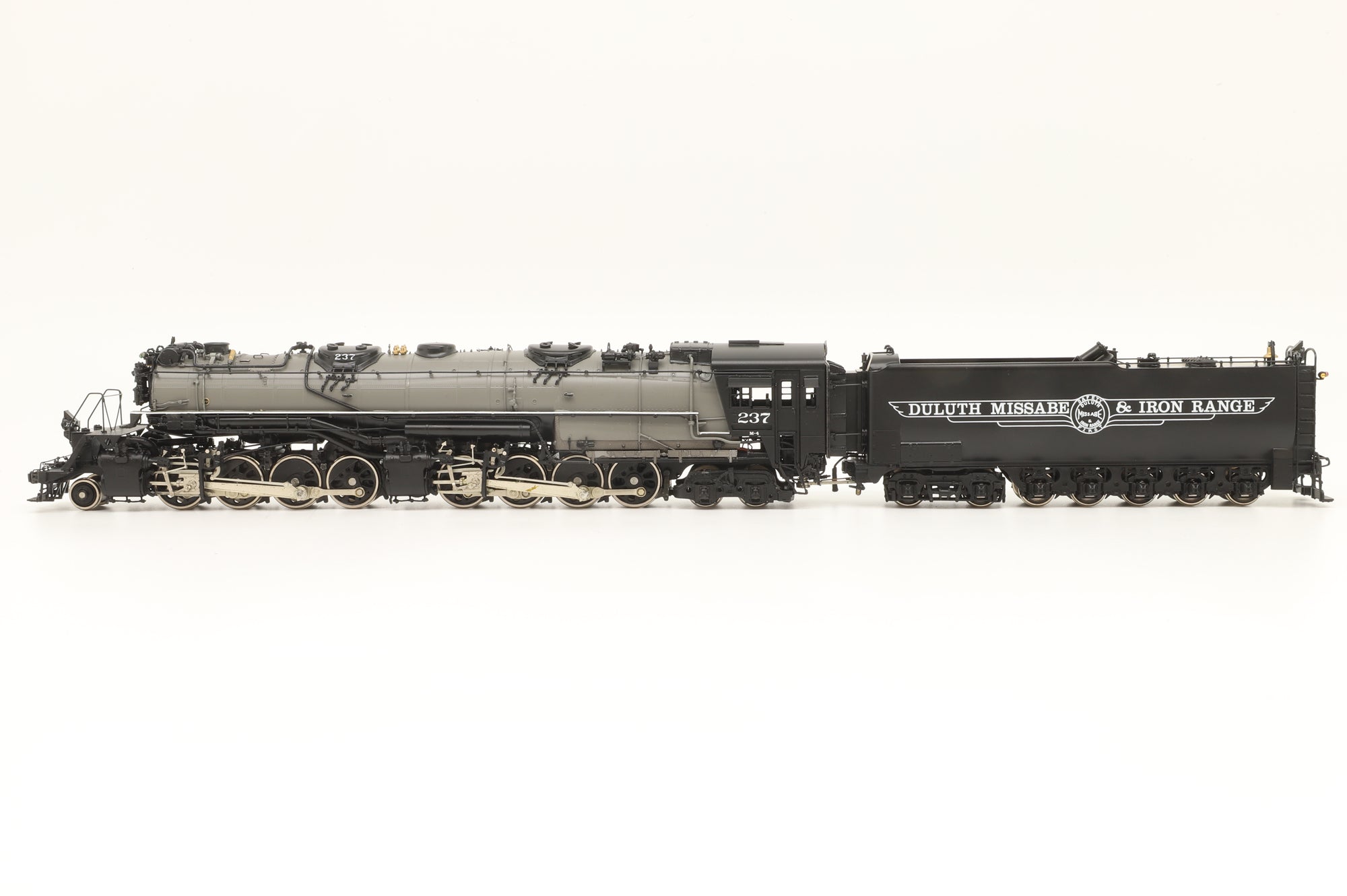Iron Horse Models HO Brass 15468-3 DM&IR M-4 2-8-8-4 The Yellowstone '237'