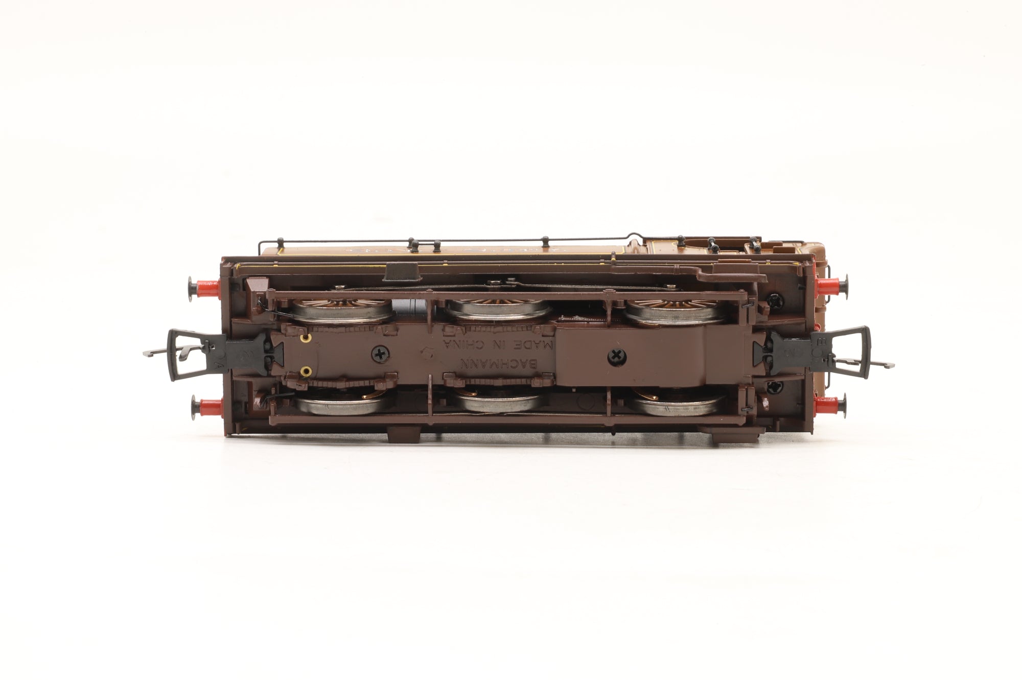 Bachmann OO 30-575 The Railway Children Special Edition Train Pack GWR 57xx Pannier GNSR with Pair of Coaches & Scenecraft Oakworth Station Building