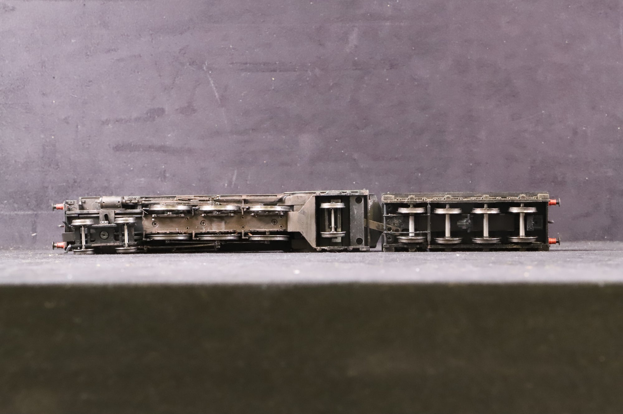 WORKSHOP Bachmann OO 32-557 Class A1 '60141' 'Abbotsford' BR Green Weathered