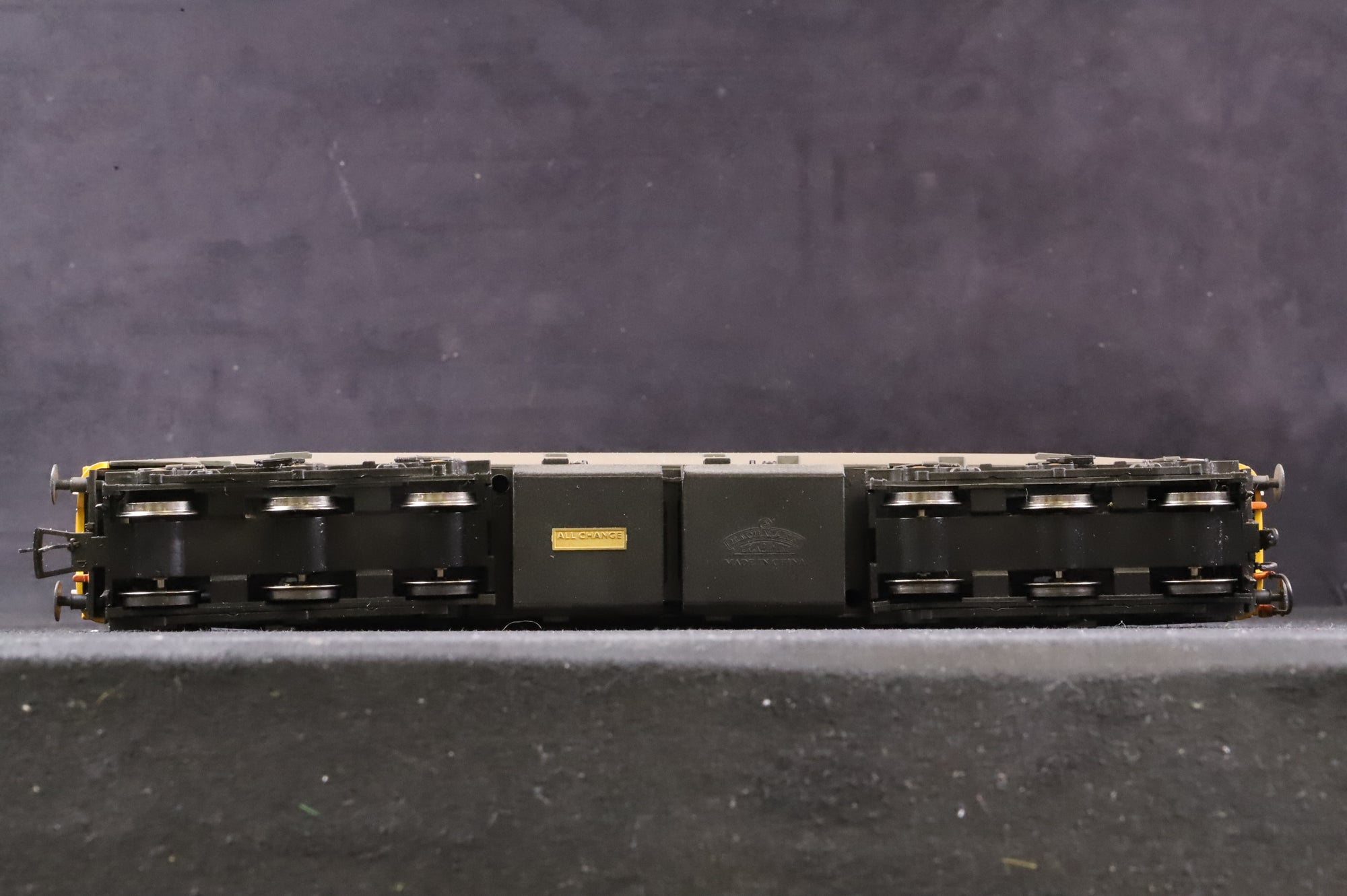 WORKSHOP Bachmann OO Class 37 37106 in BR Engineers Dutch - Weathered