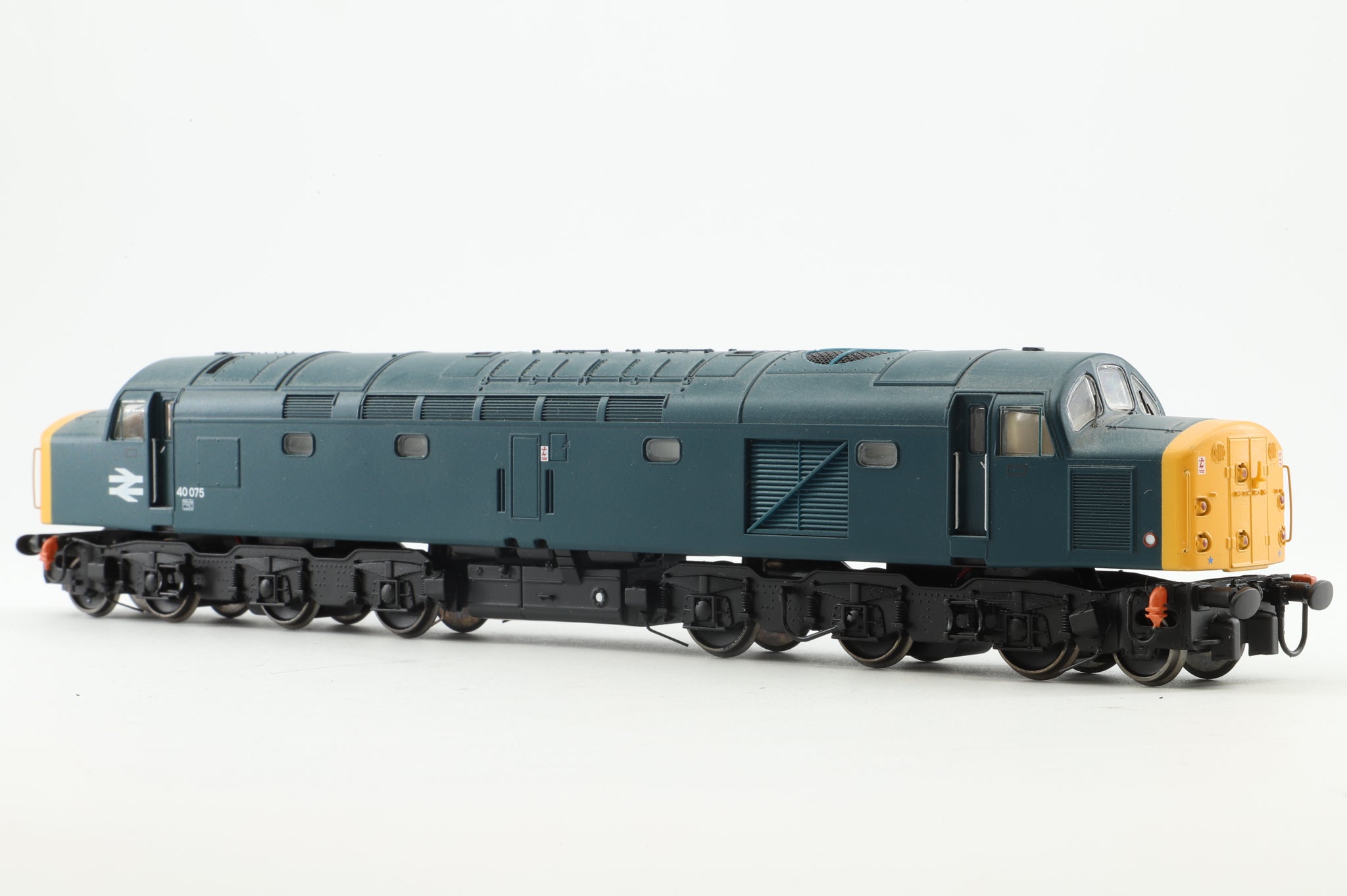 Bachmann OO 32-476 Class 40 Diesel '40075' BR Blue Indicator Discs ...
